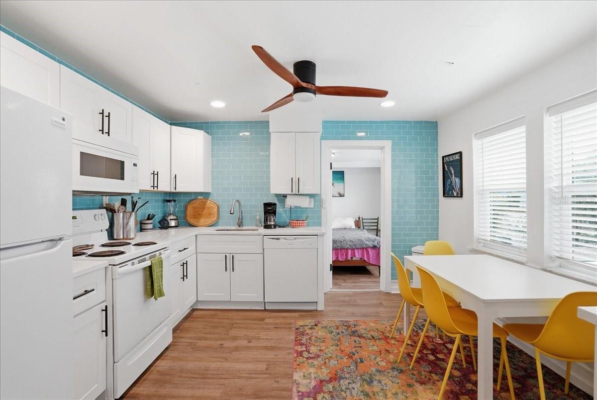130 86th Ter Property Photo 7