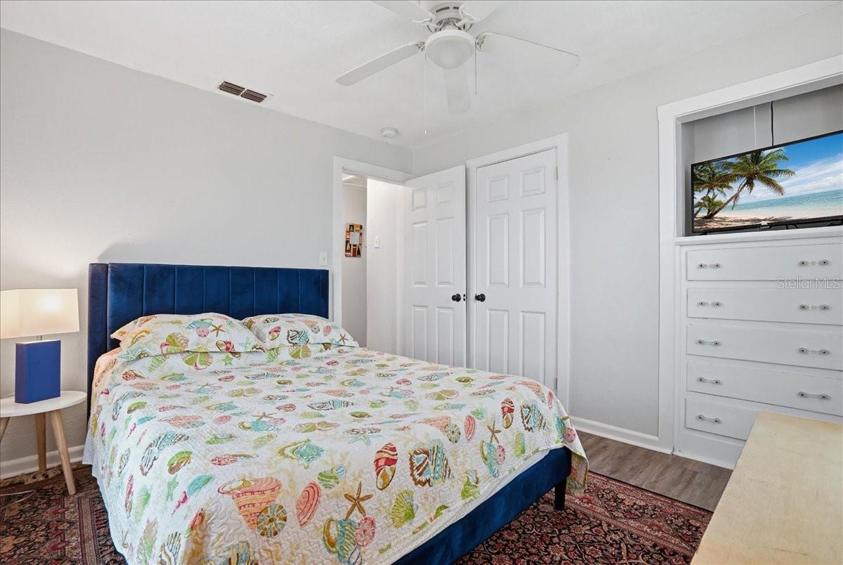 130 86th Ter Property Photo 11