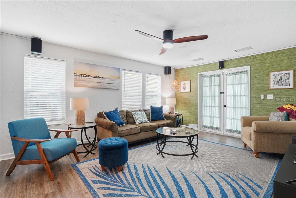 130 86th Ter Property Photo 14