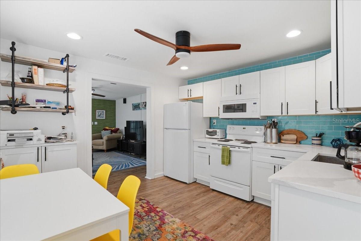 130 86th Ter Property Photo 15