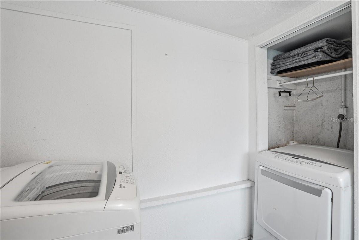 130 86th Ter Property Photo 17