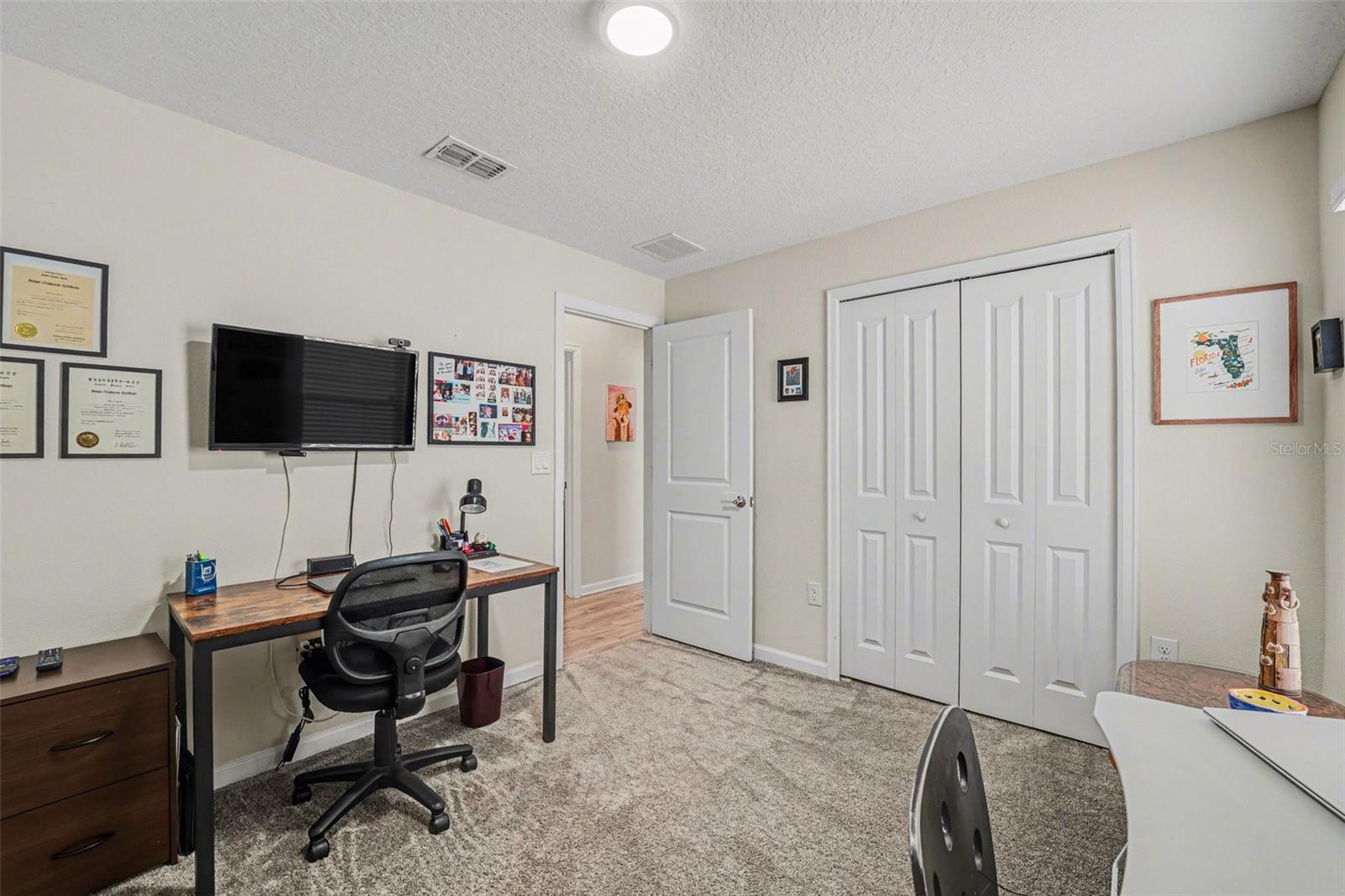 143 Pershing St Property Photo 10