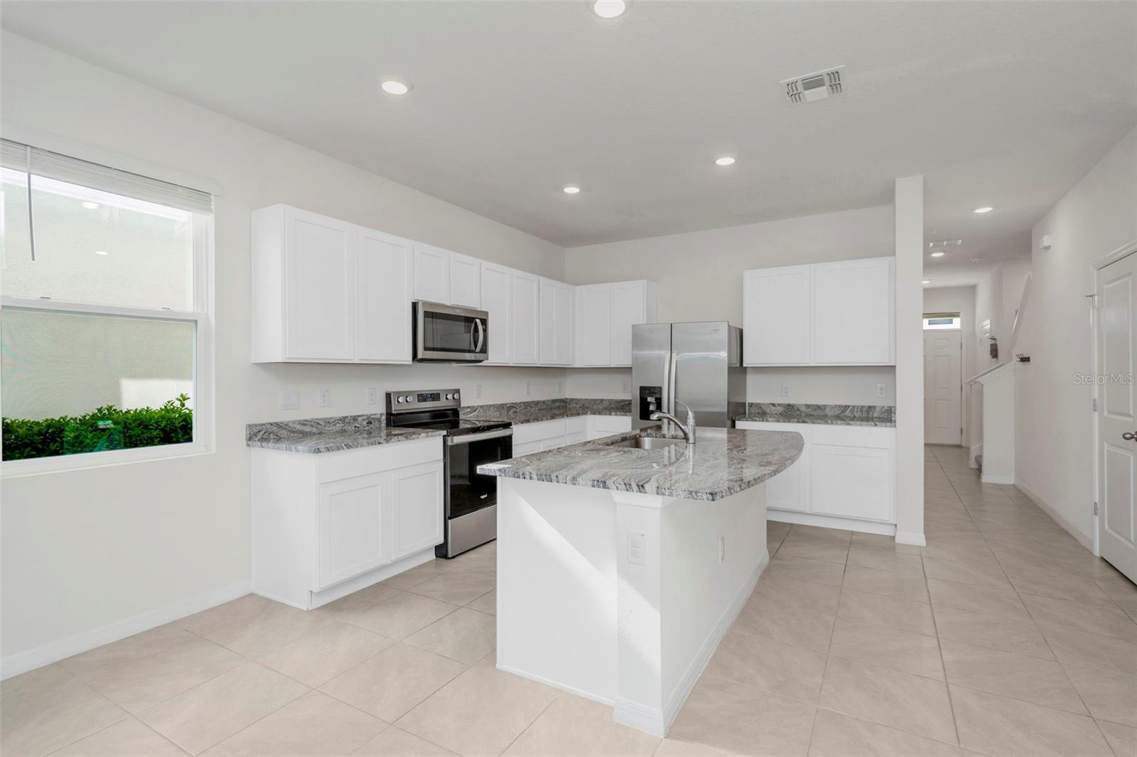 17226 Amber Aspen Way Property Photo 5