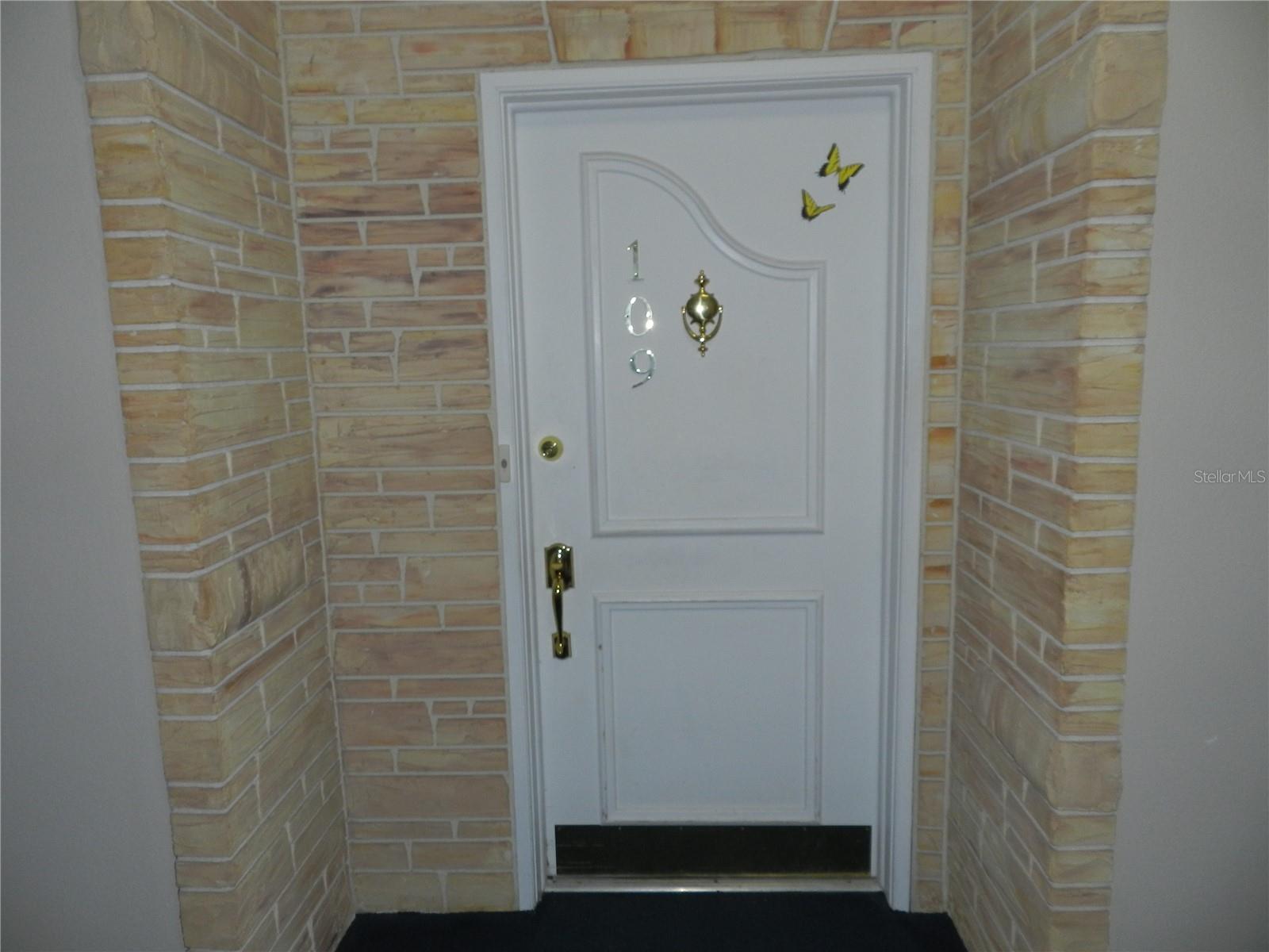 TB8495626 Property Photo 4
