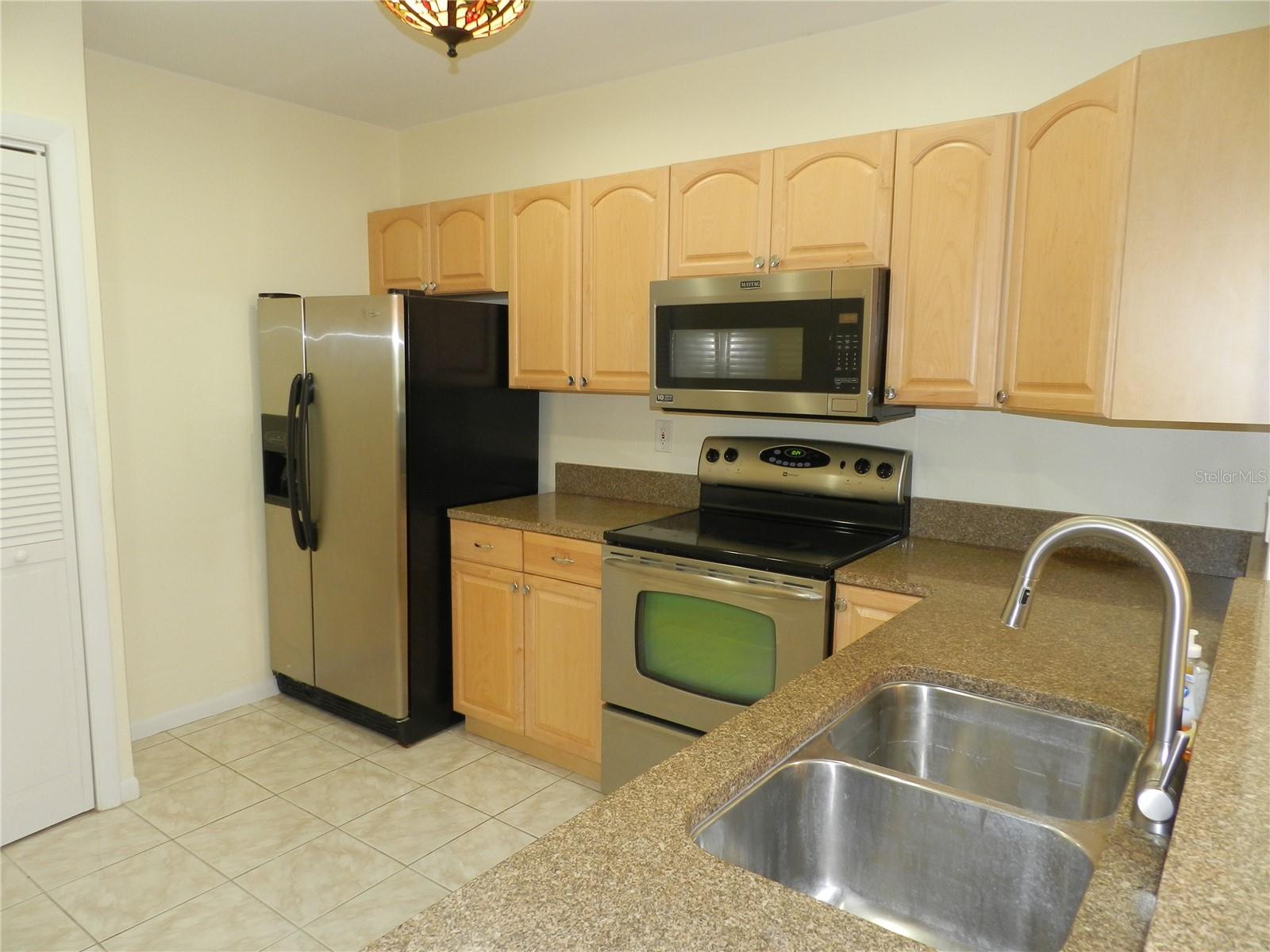 TB8495626 Property Photo 12