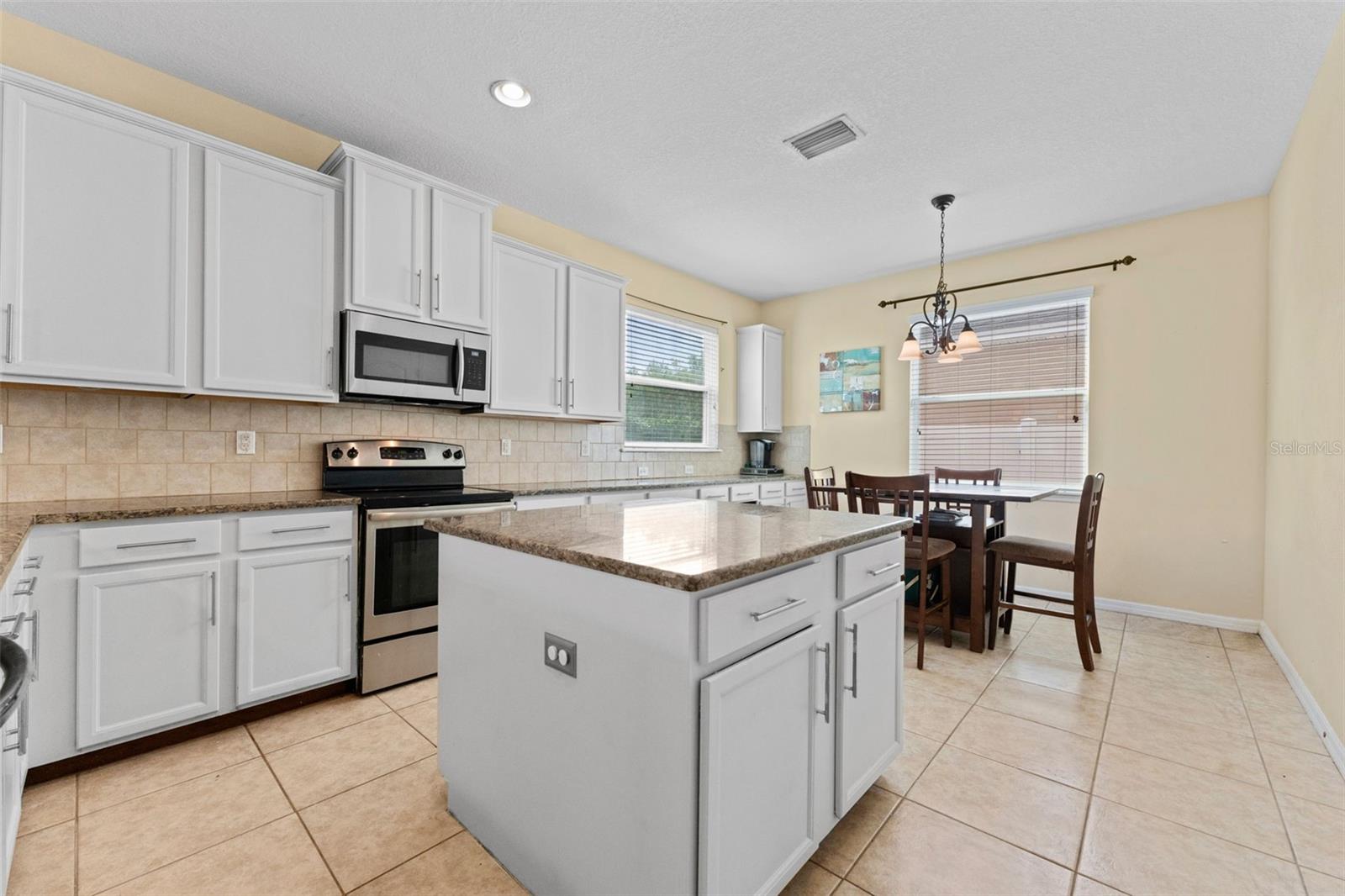 11620 Warren Oaks Pl Property Photo 12