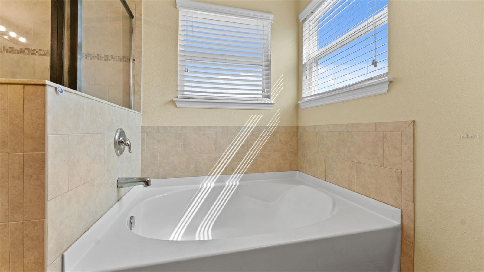 11620 Warren Oaks Pl Property Photo 27
