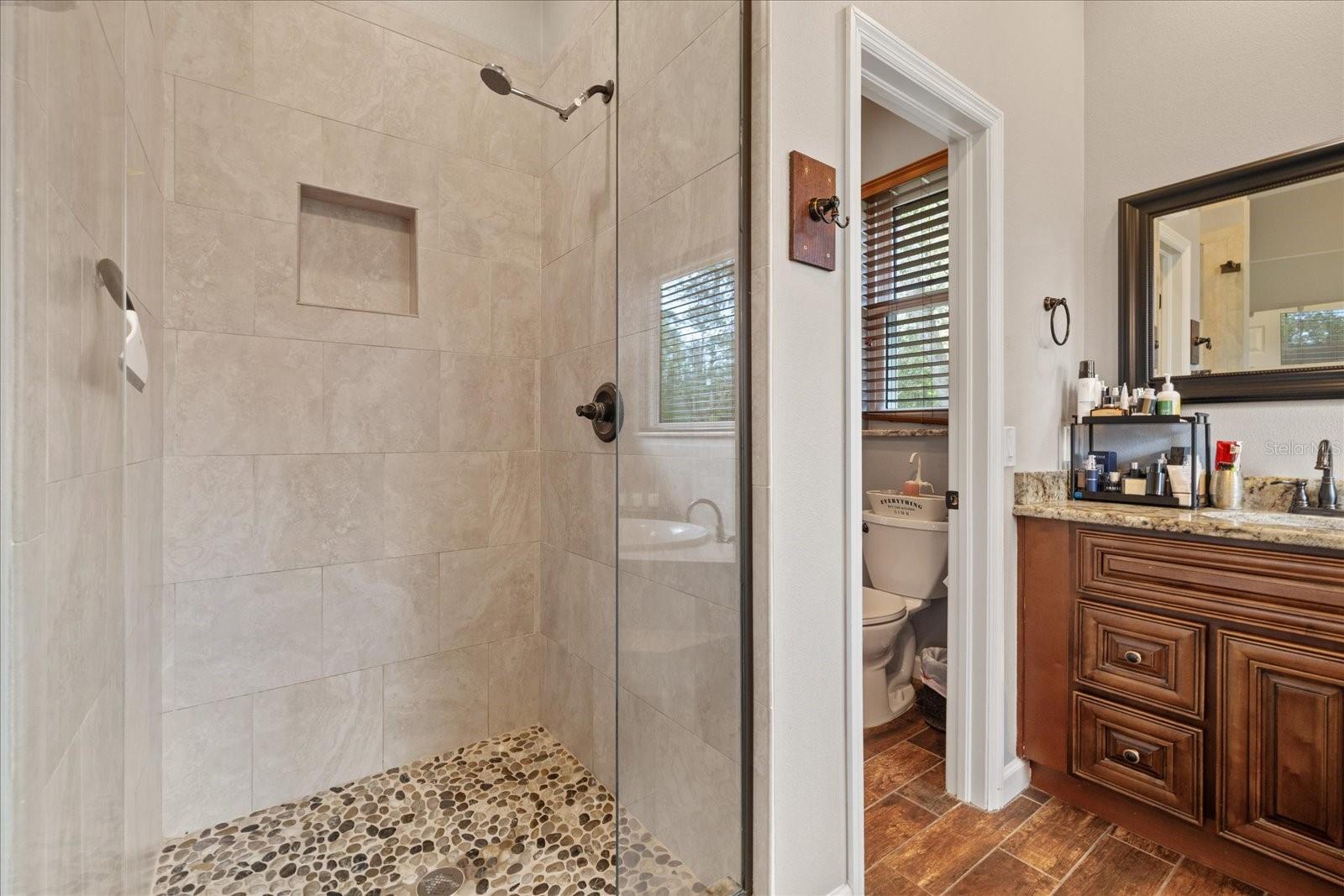 27625 Lincoln Pl Property Photo 39