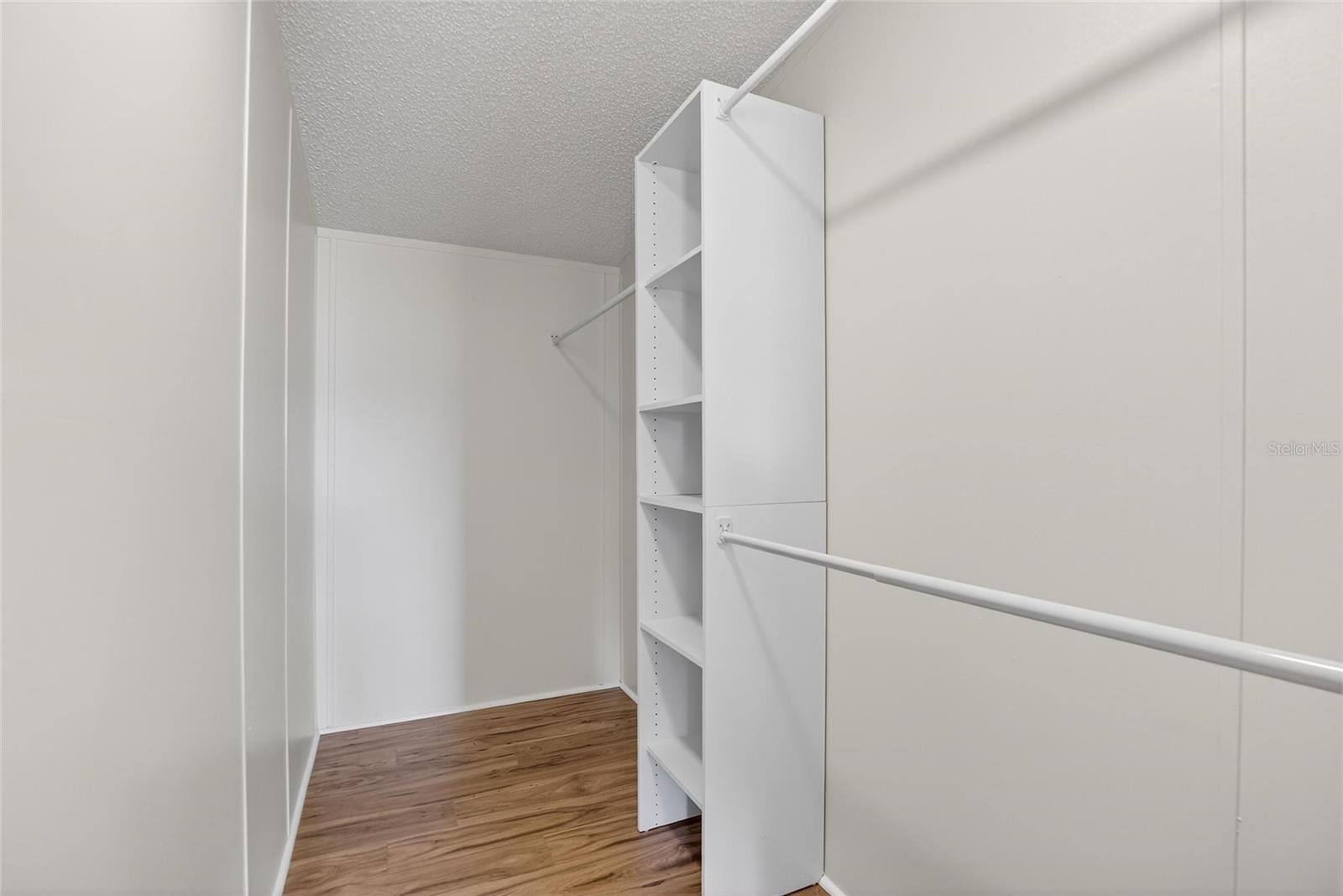 9150 Wood Terrace Dr Property Photo 25