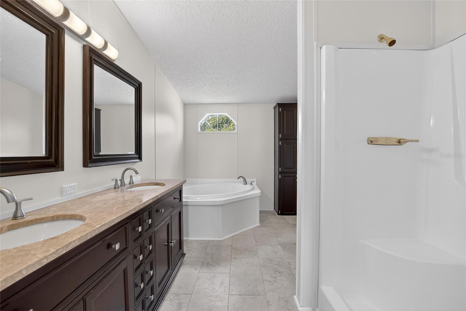9150 Wood Terrace Dr Property Photo 27