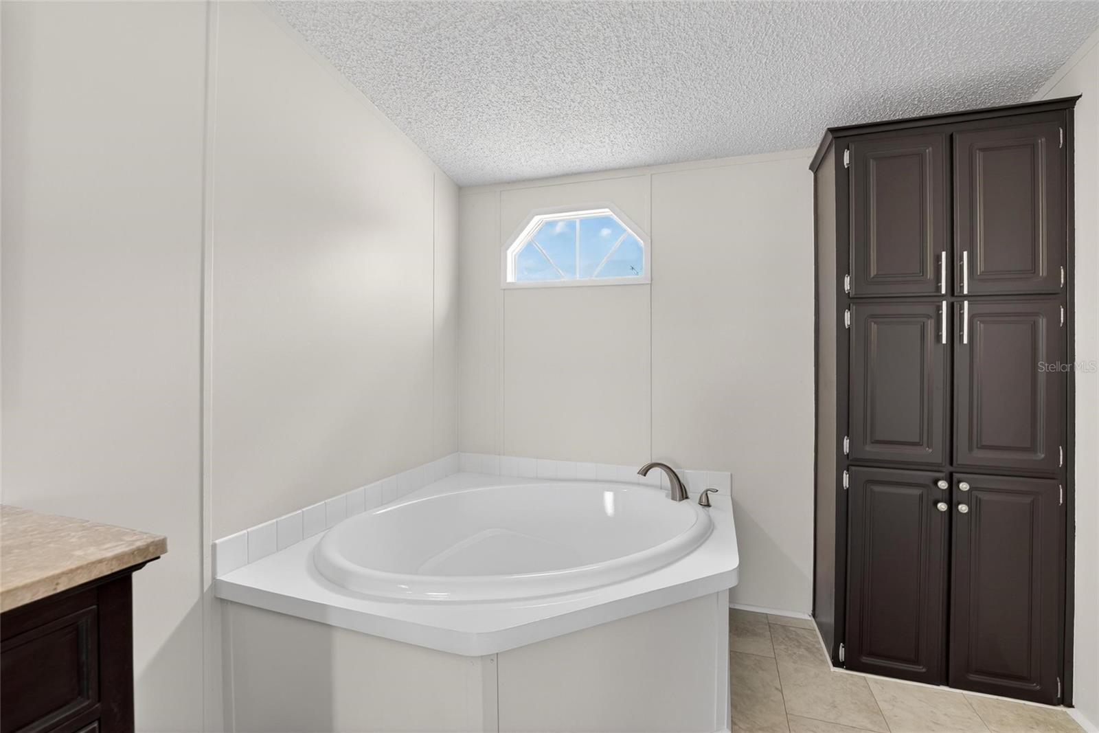9150 Wood Terrace Dr Property Photo 28