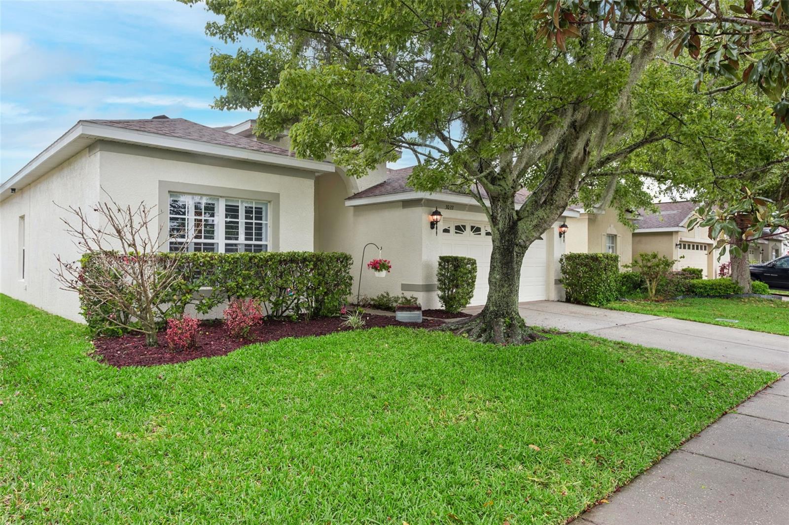 3033 Gem Luster Ct Property Photo 2
