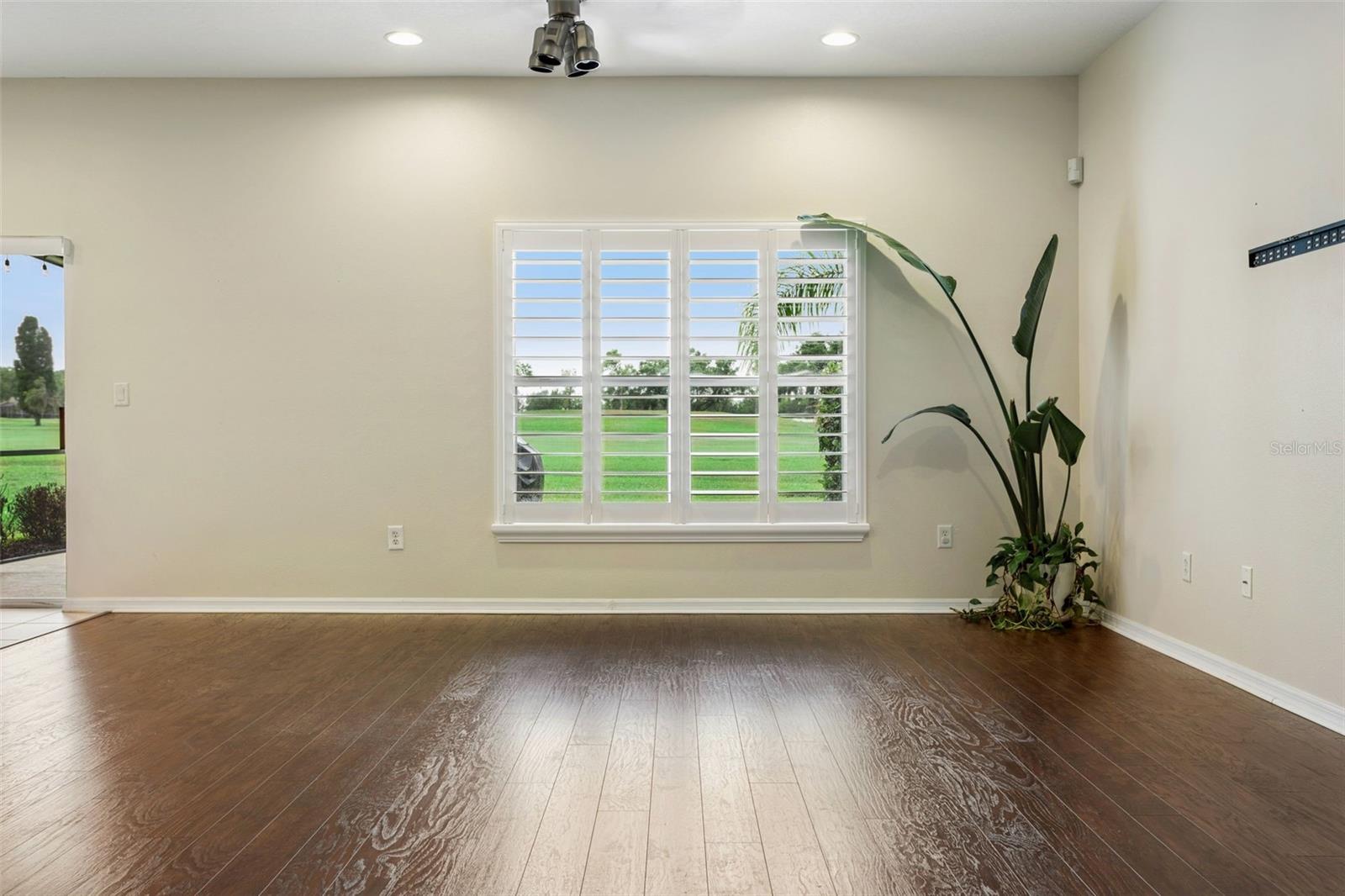 3033 Gem Luster Ct Property Photo 6
