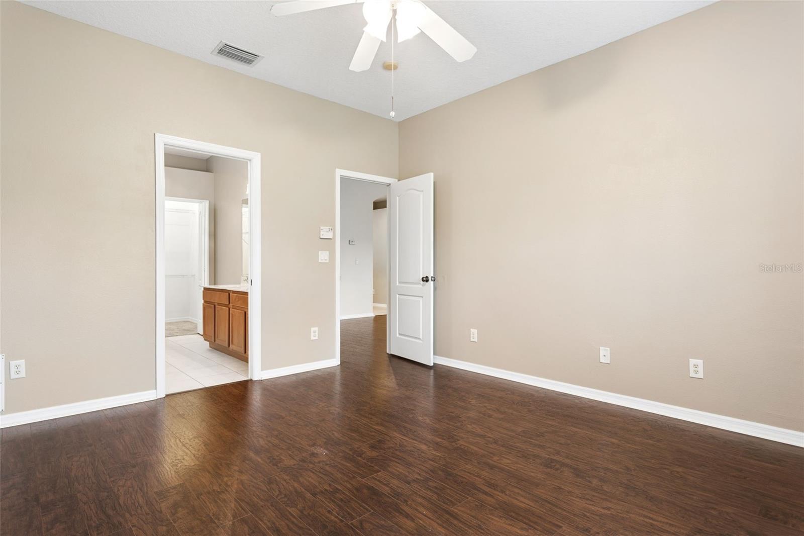 3033 Gem Luster Ct Property Photo 16