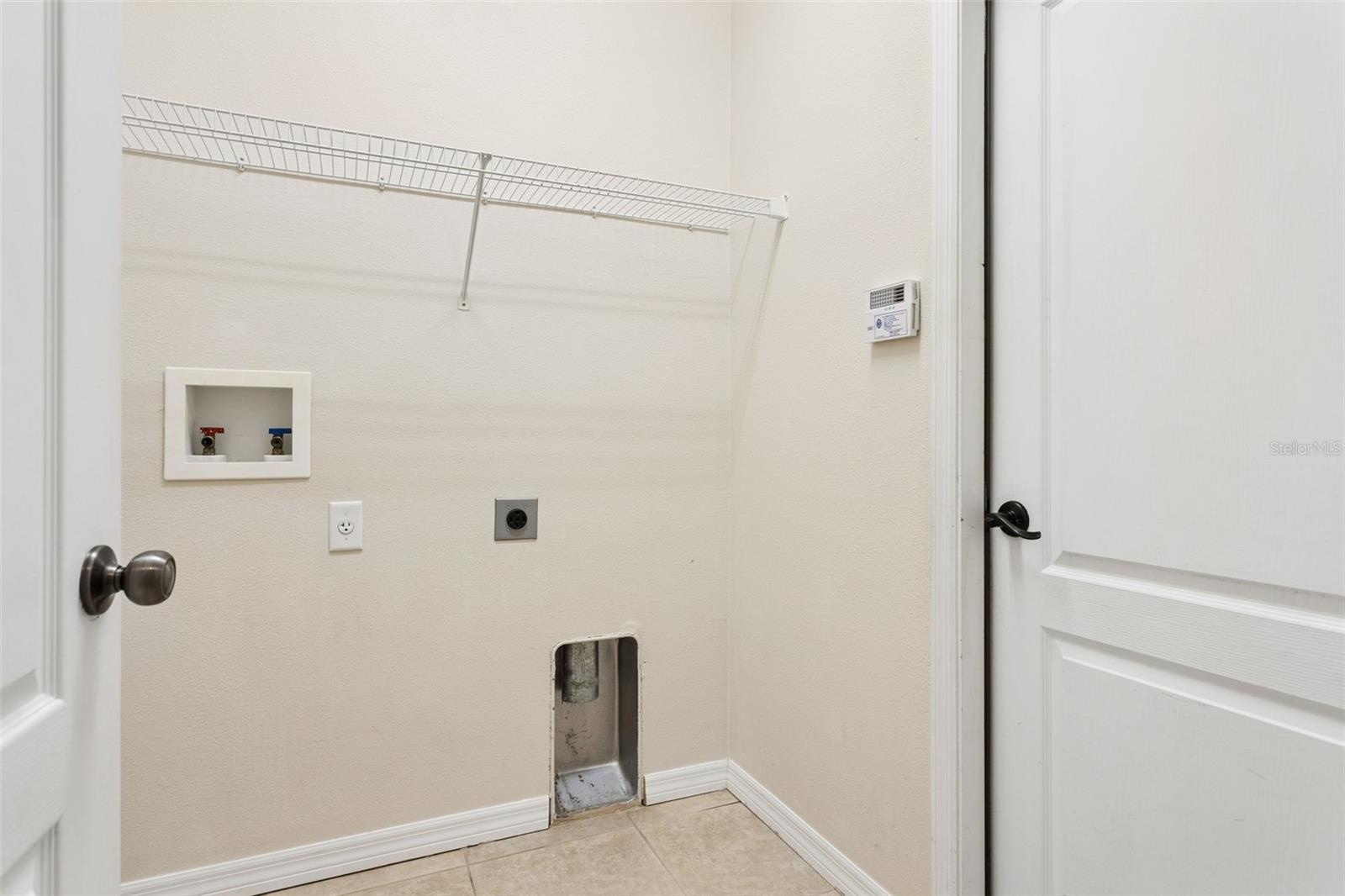 3033 Gem Luster Ct Property Photo 22