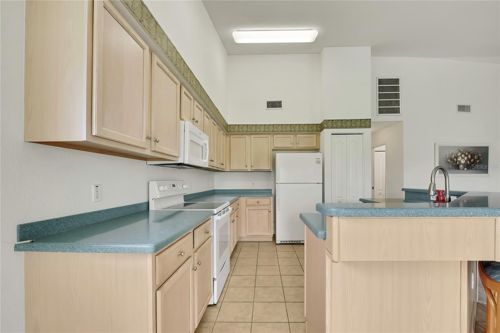 11203 Sun Tree Rd Property Photo 13