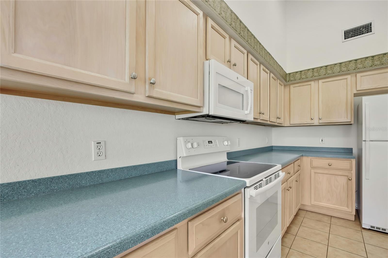 11203 Sun Tree Rd Property Photo 14