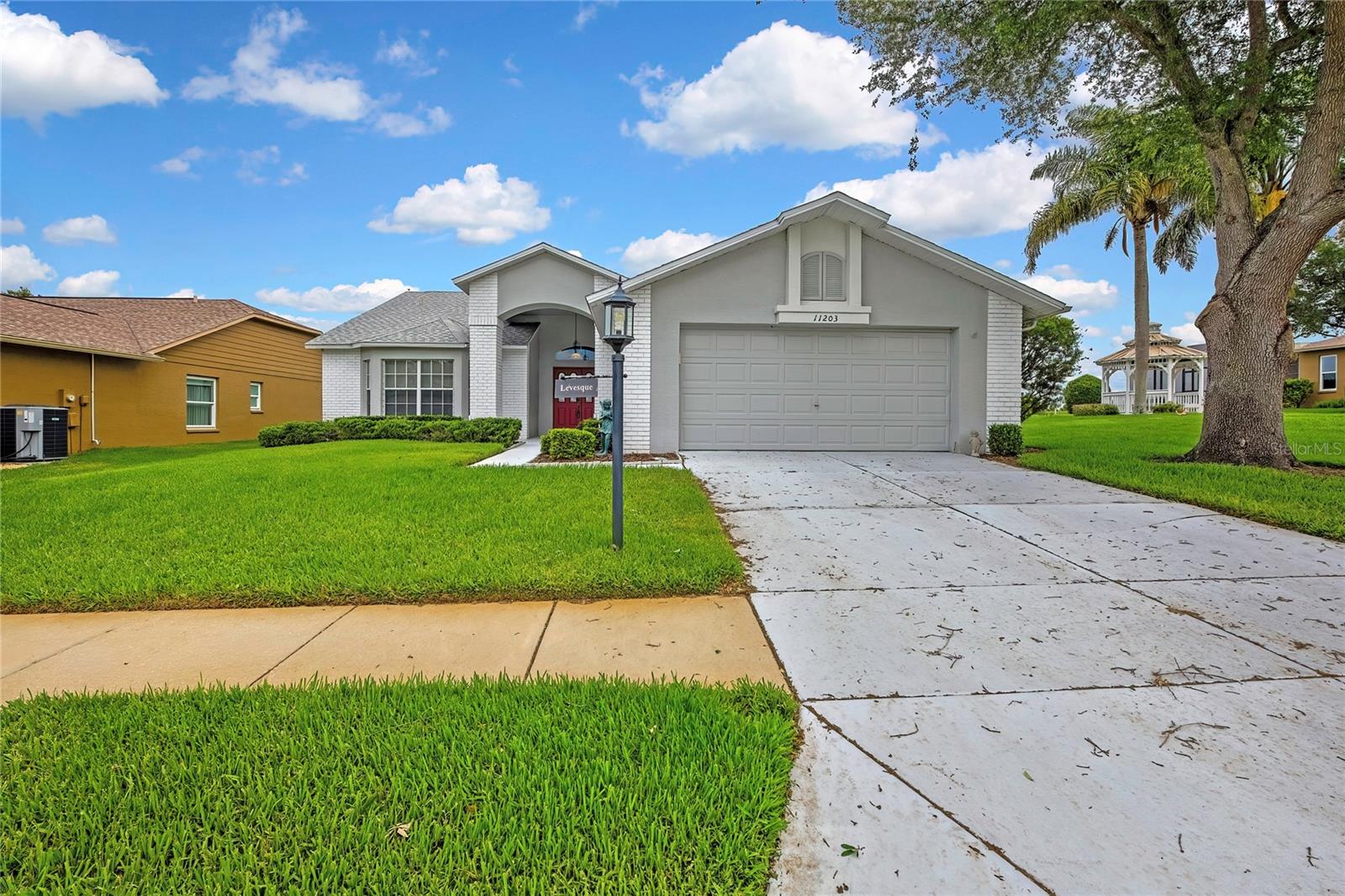 11203 Sun Tree Rd Property Photo 48