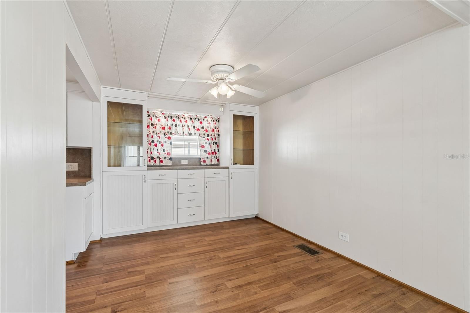 12651 Seminole Blvd #15i Property Photo 14
