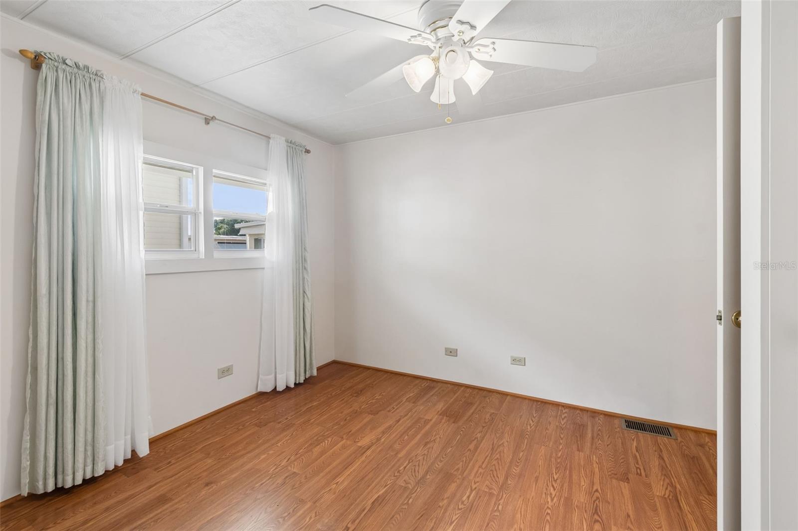 12651 Seminole Blvd #15i Property Photo 33