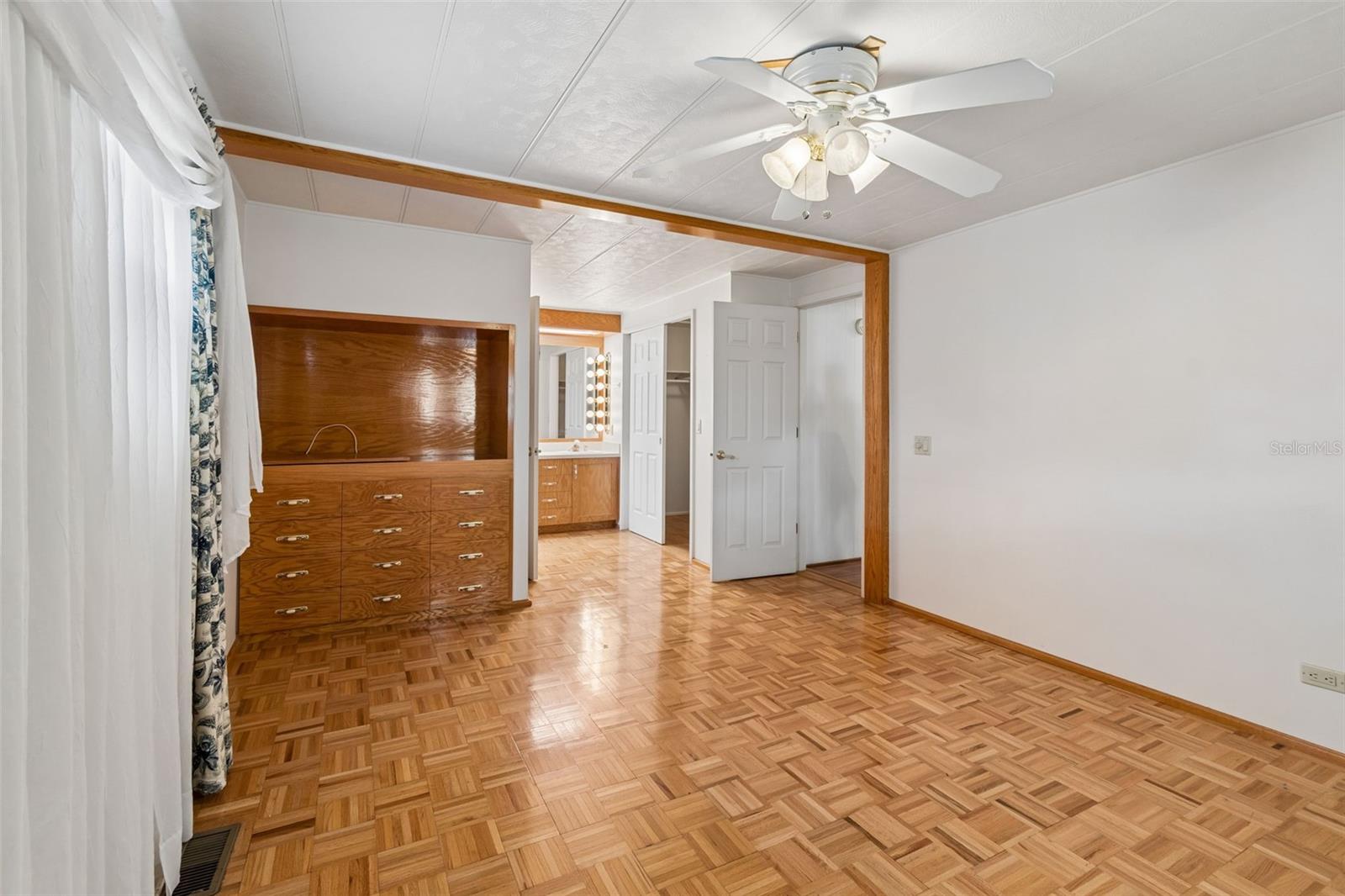 12651 Seminole Blvd #15i Property Photo 39