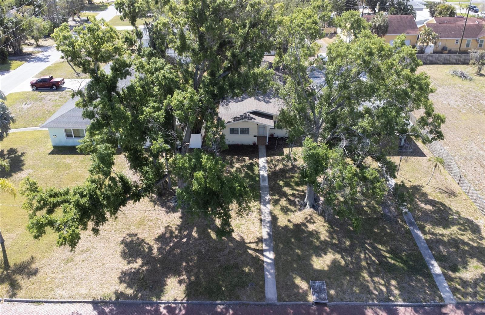 662 Villagrande Ave S Property Photo 50