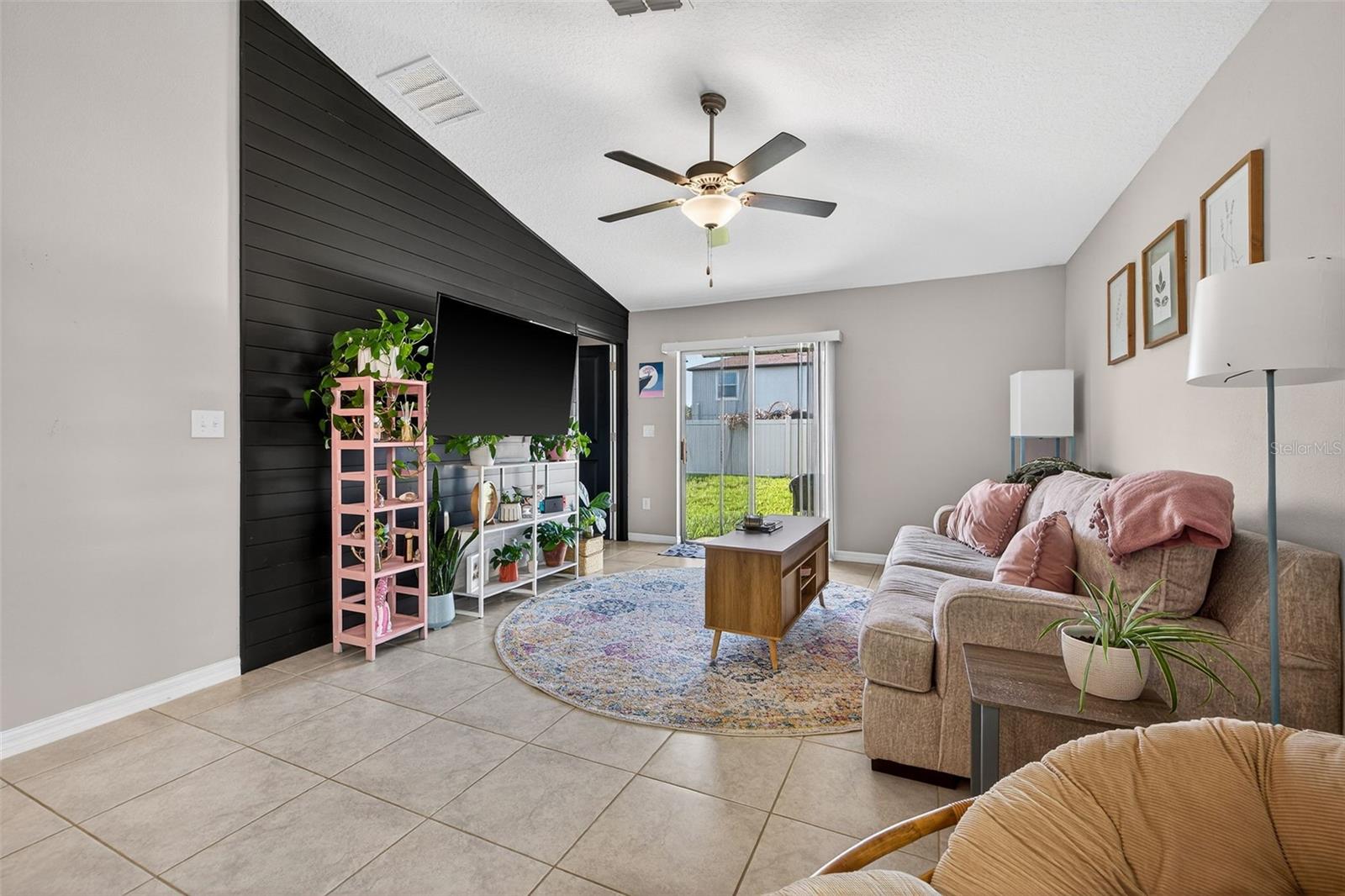 9324 Lemon Drop Loop Property Photo 11