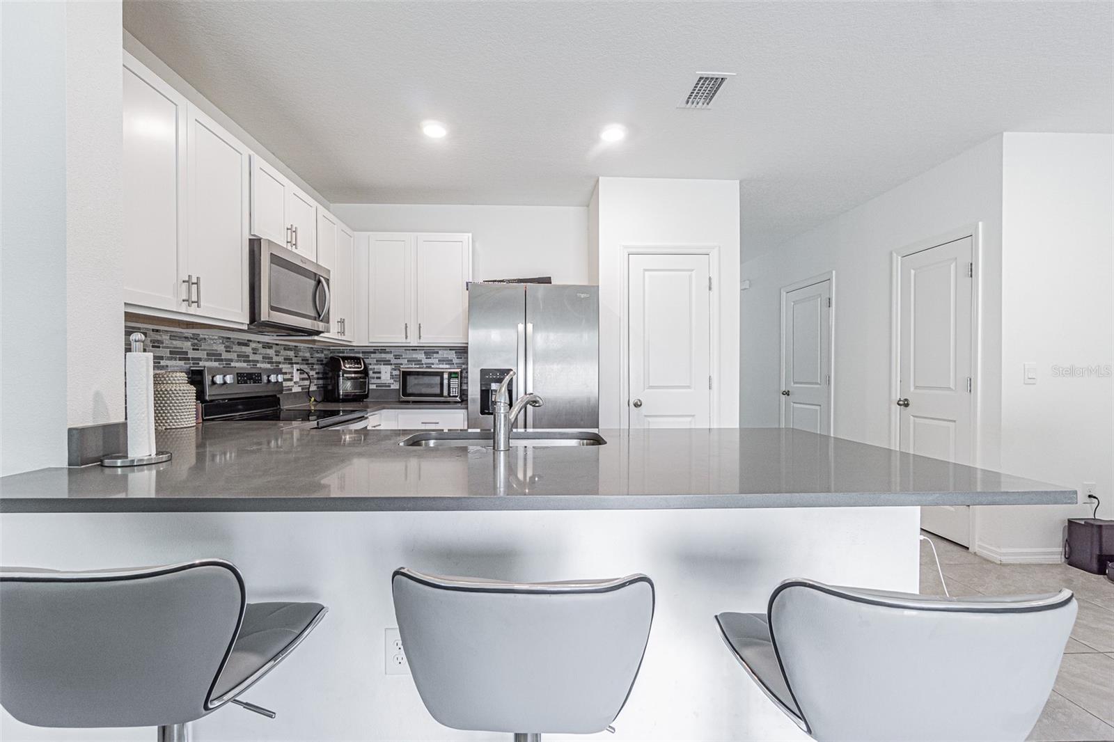 6358 Sophie Oaks Ct Property Photo 6