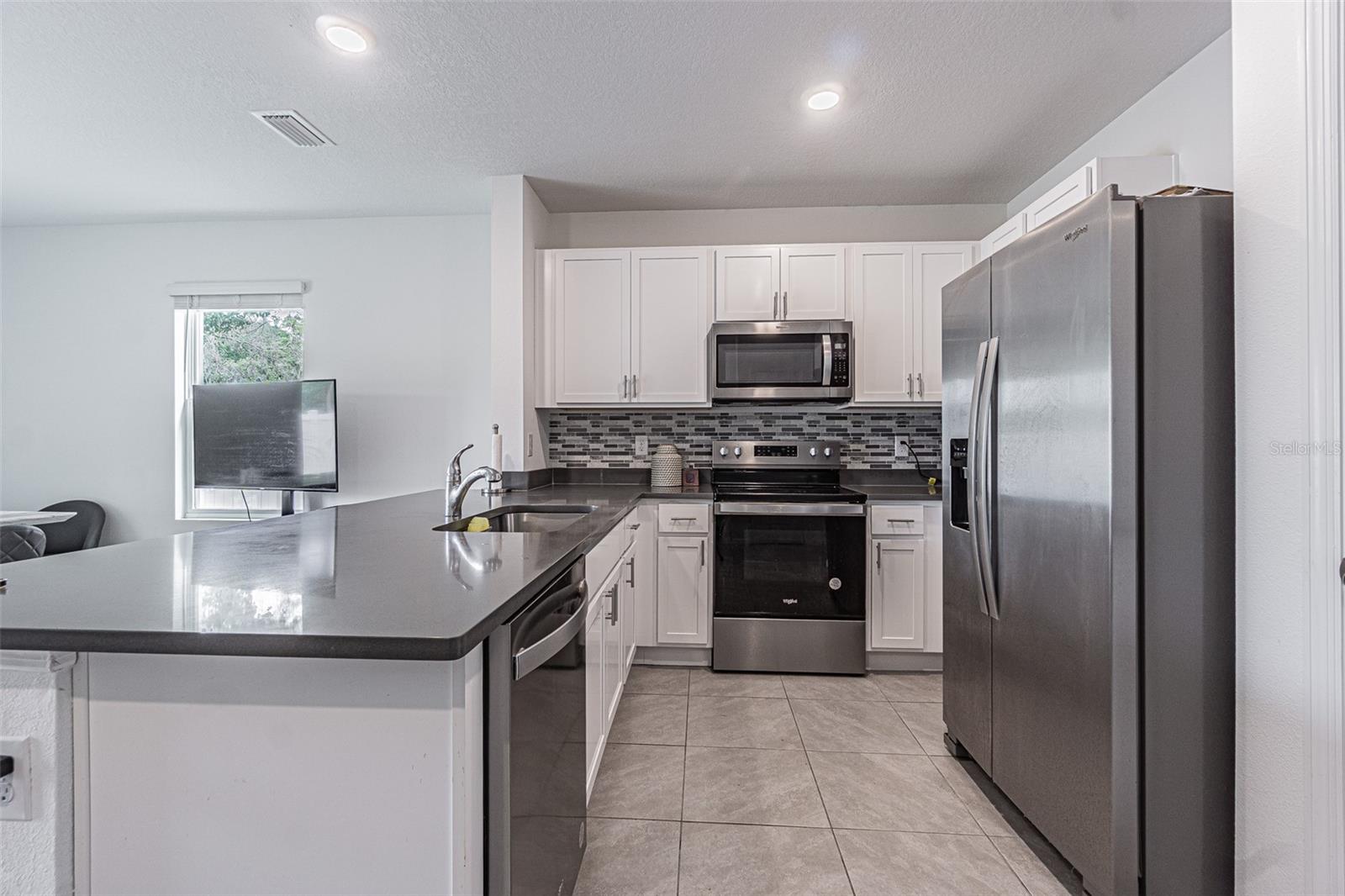 6358 Sophie Oaks Ct Property Photo 7