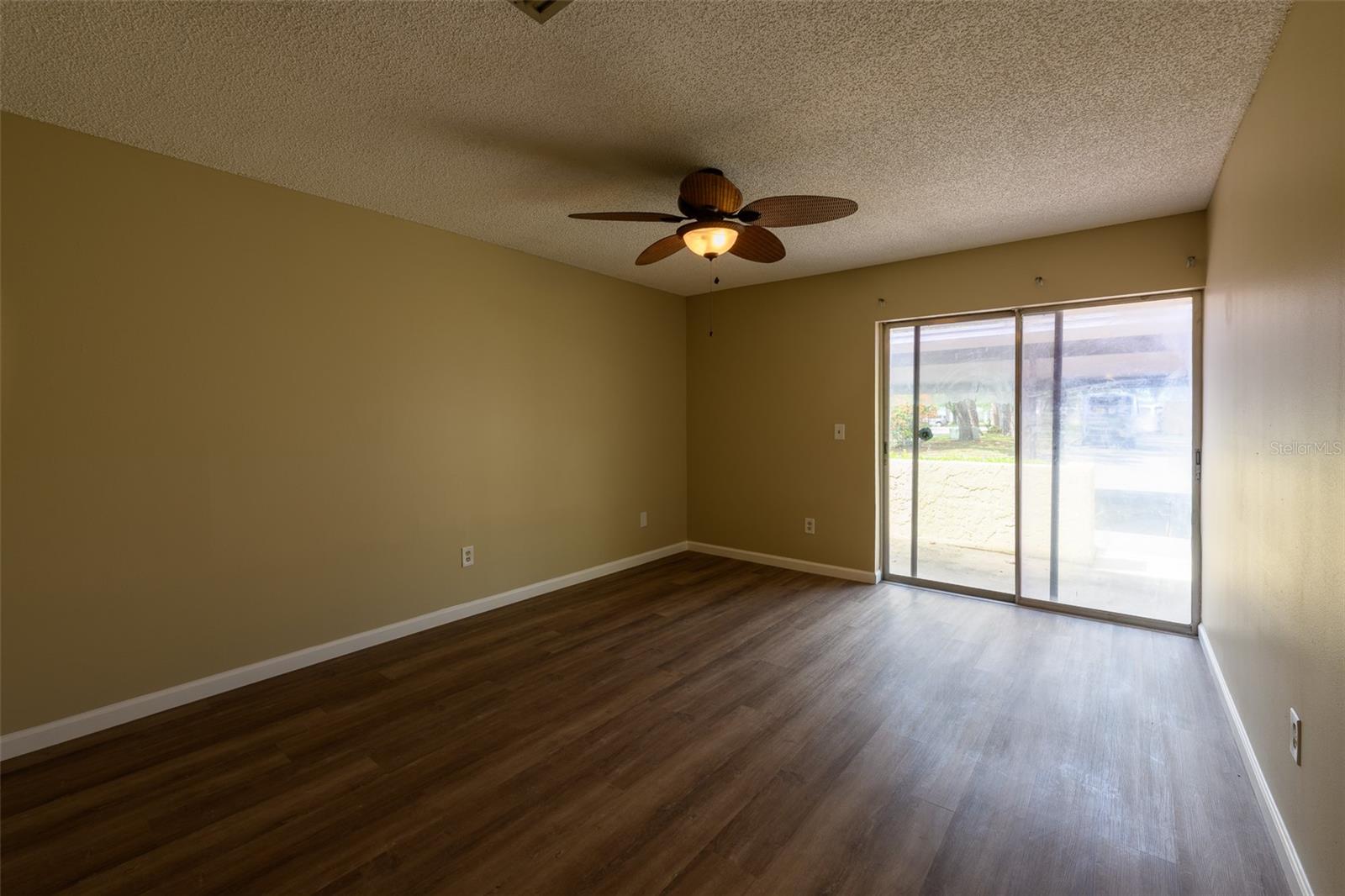 1308 13th Cir Se Property Photo 19