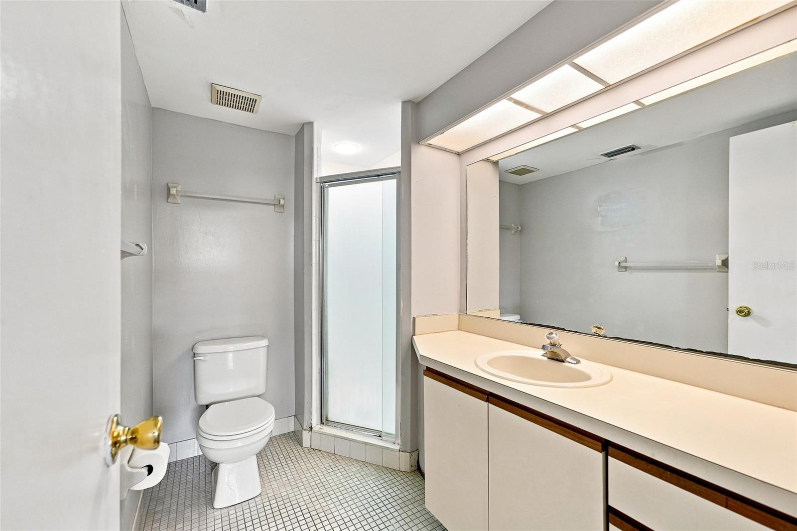12900 Vonn Rd #b201 Property Photo 16