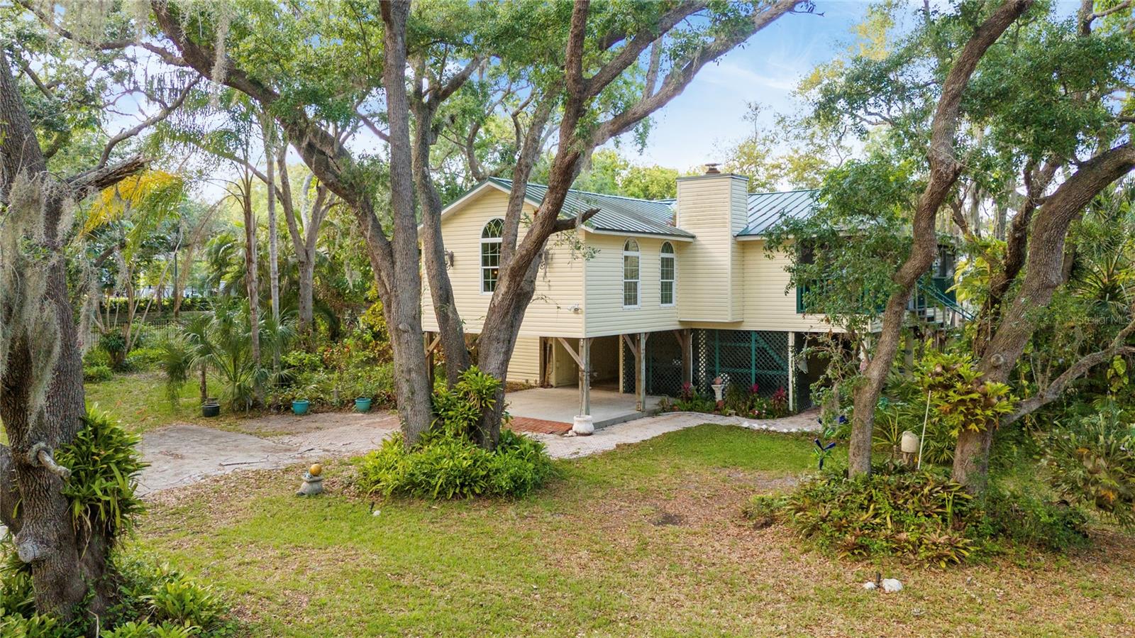 420 Hanby St Property Photo 2