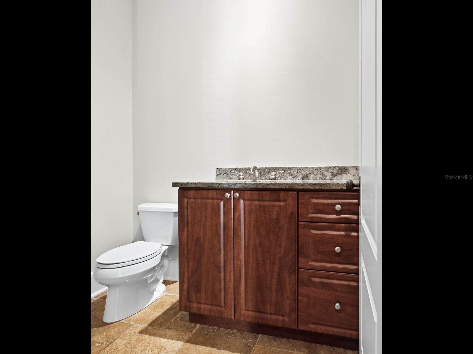 4623 W San Jose St Property Photo 28
