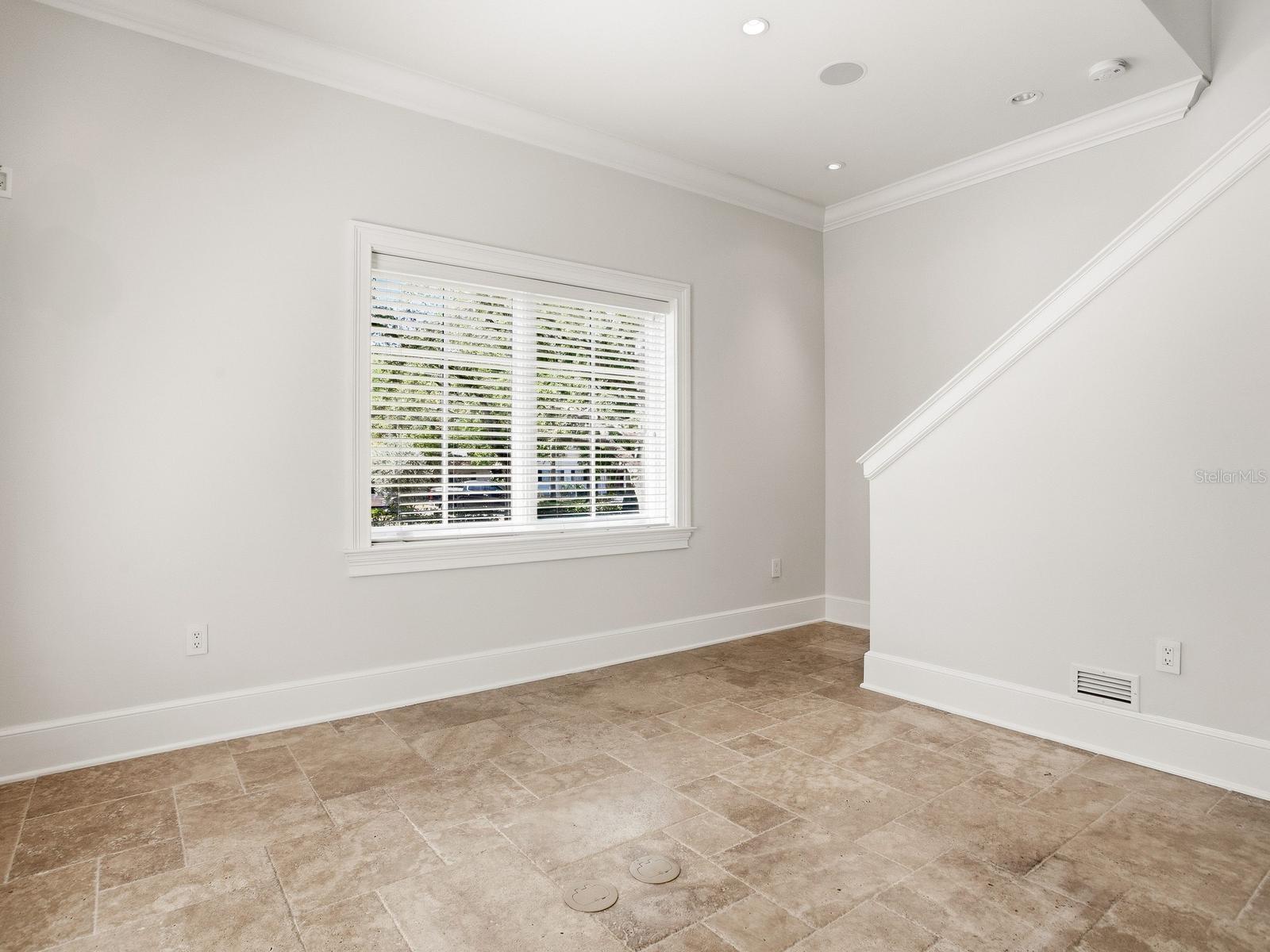 4623 W San Jose St Property Photo 29
