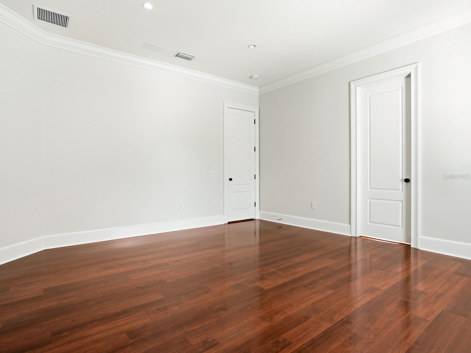 4623 W San Jose St Property Photo 47