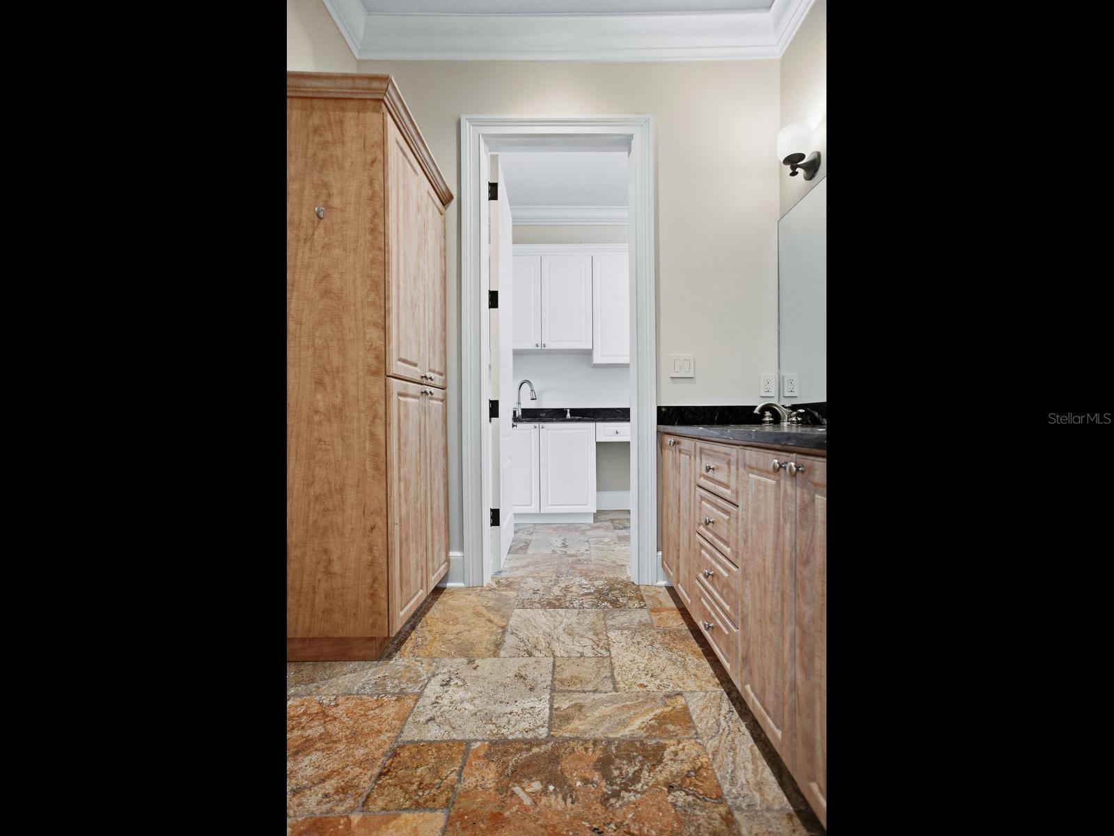 4623 W San Jose St Property Photo 57