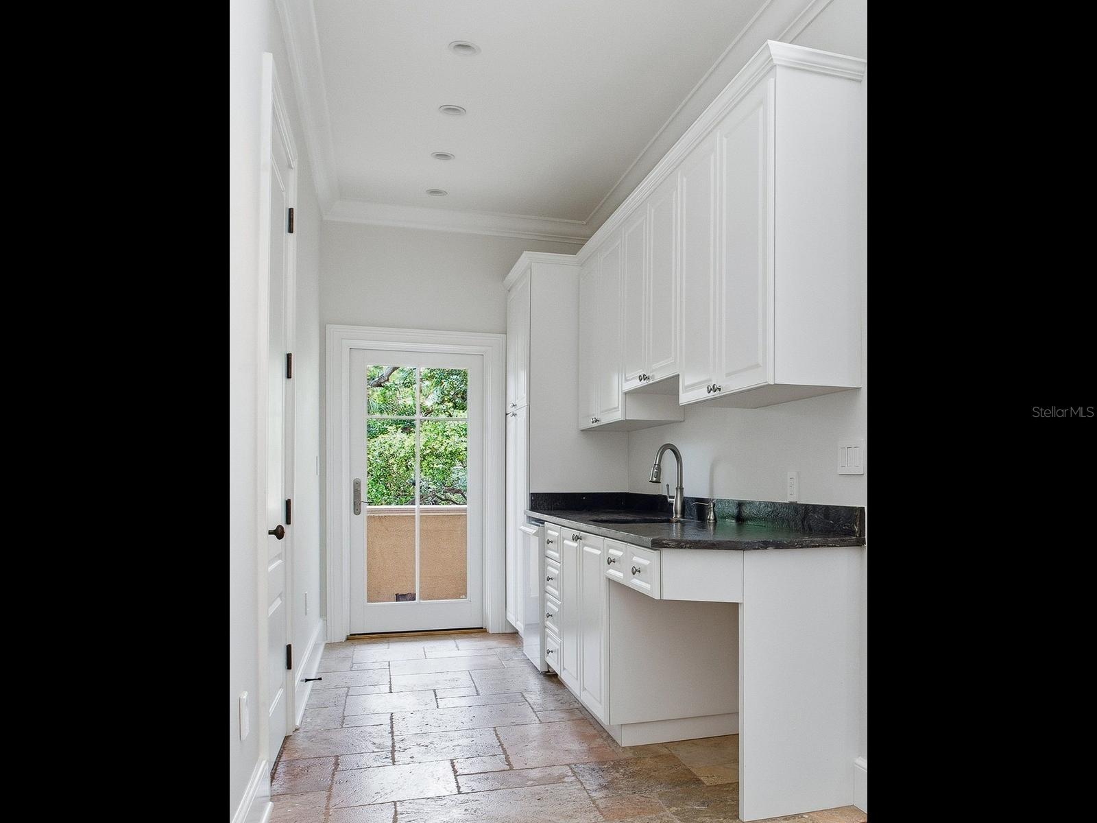 4623 W San Jose St Property Photo 63