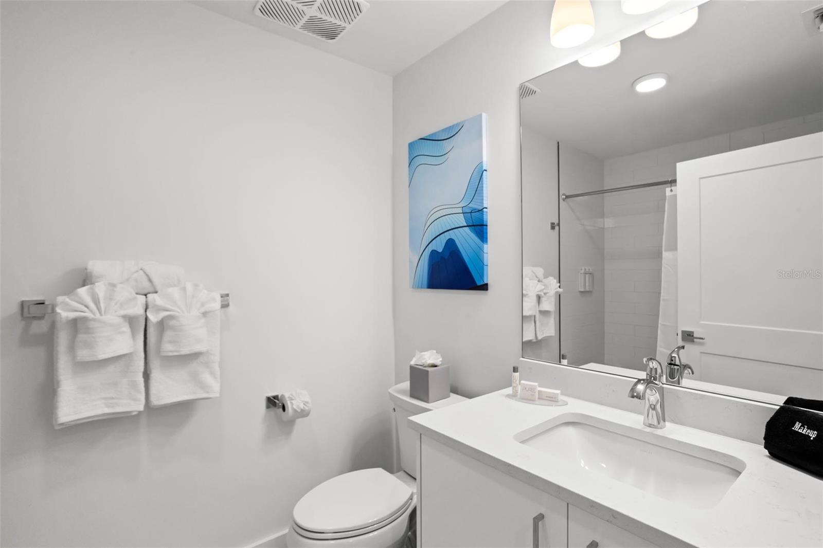 11500 Gulf Blvd #202 Property Photo 10