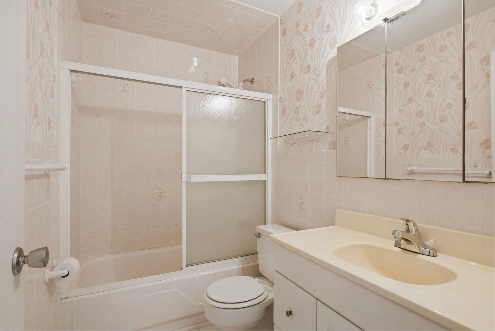 8220 112th St #208 Property Photo 14