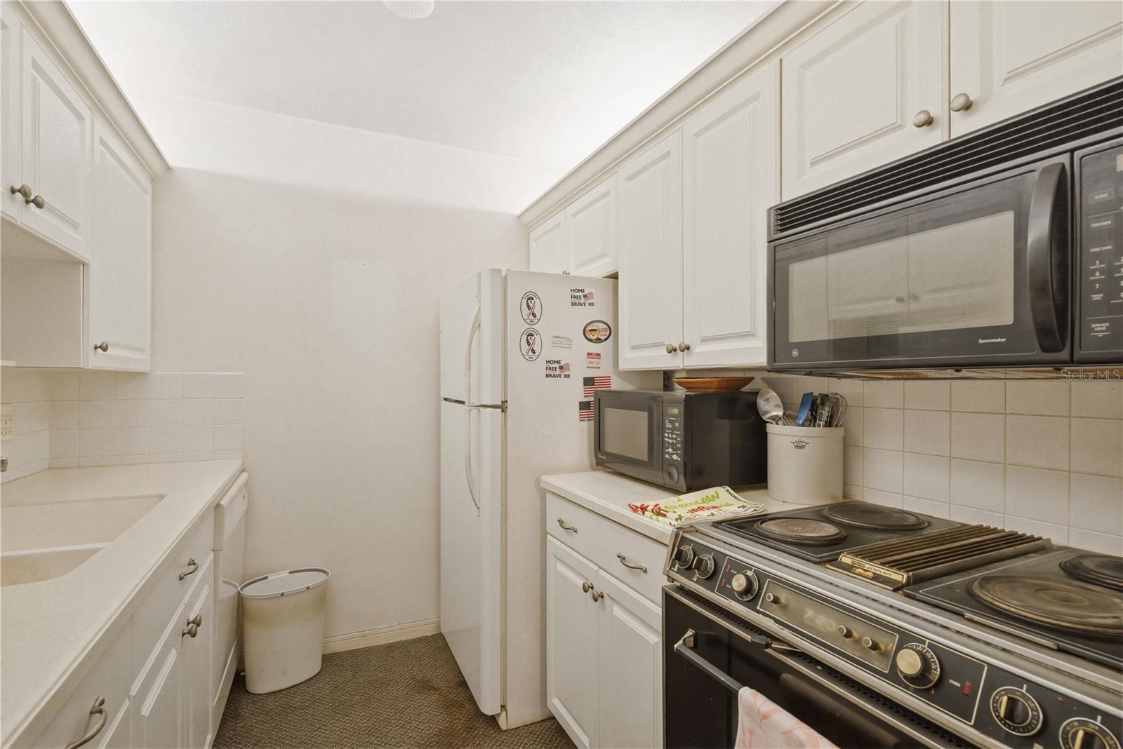 8126 112th St #306 Property Photo 7