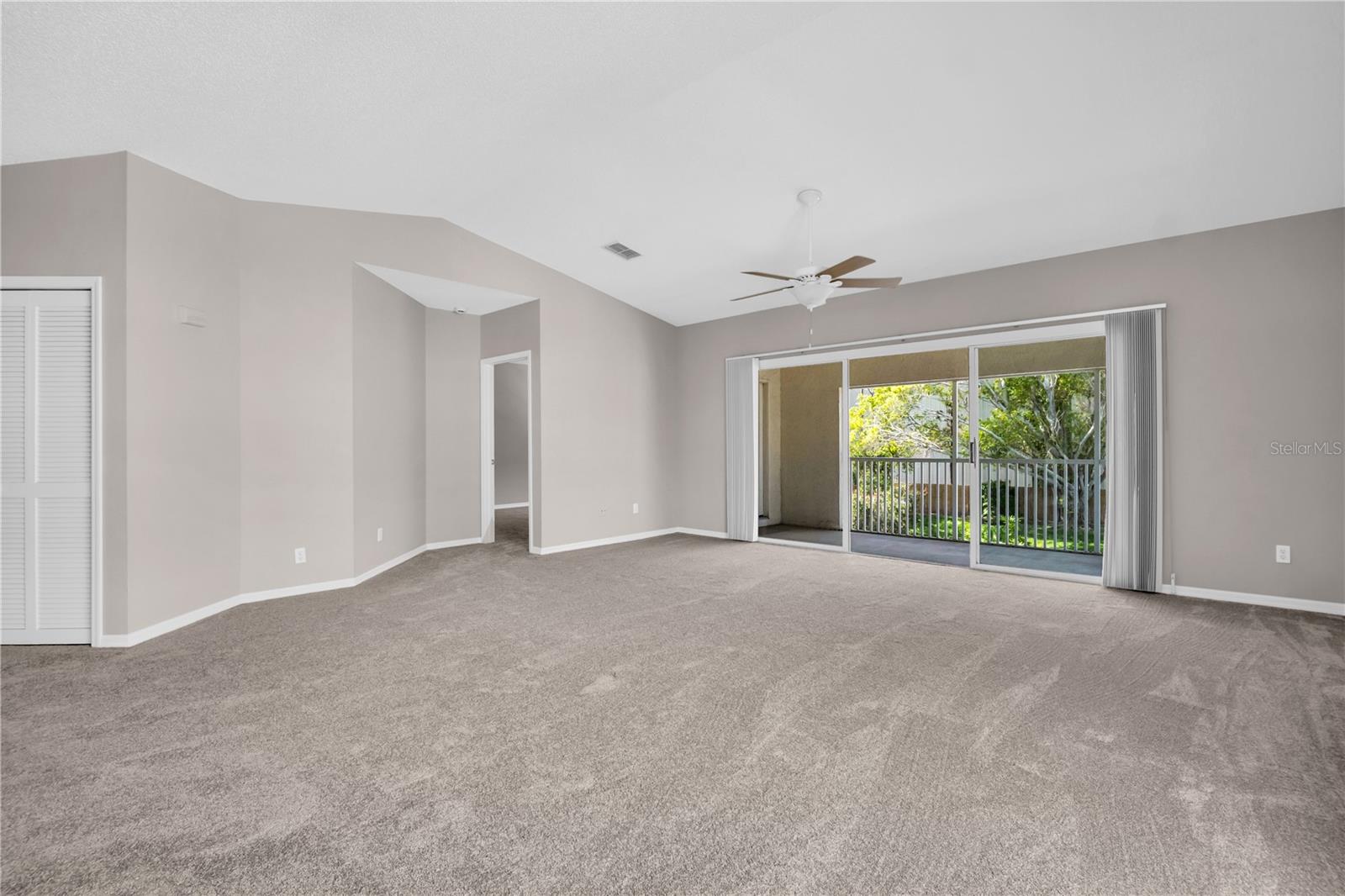 11531 Shipwatch Dr #1037 Property Photo 12