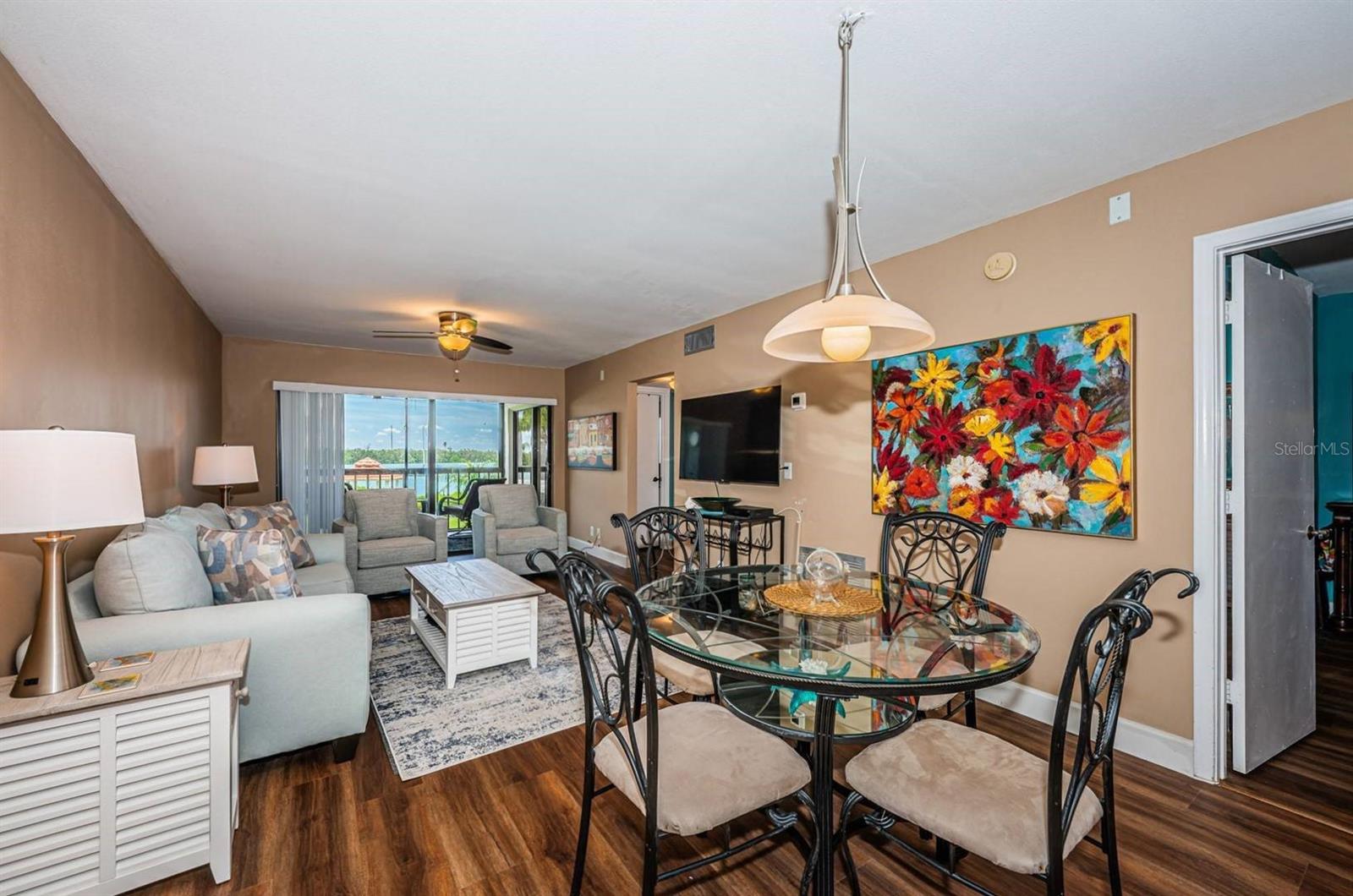 6295 Bahia Del Mar Cir #204 Property Photo 5