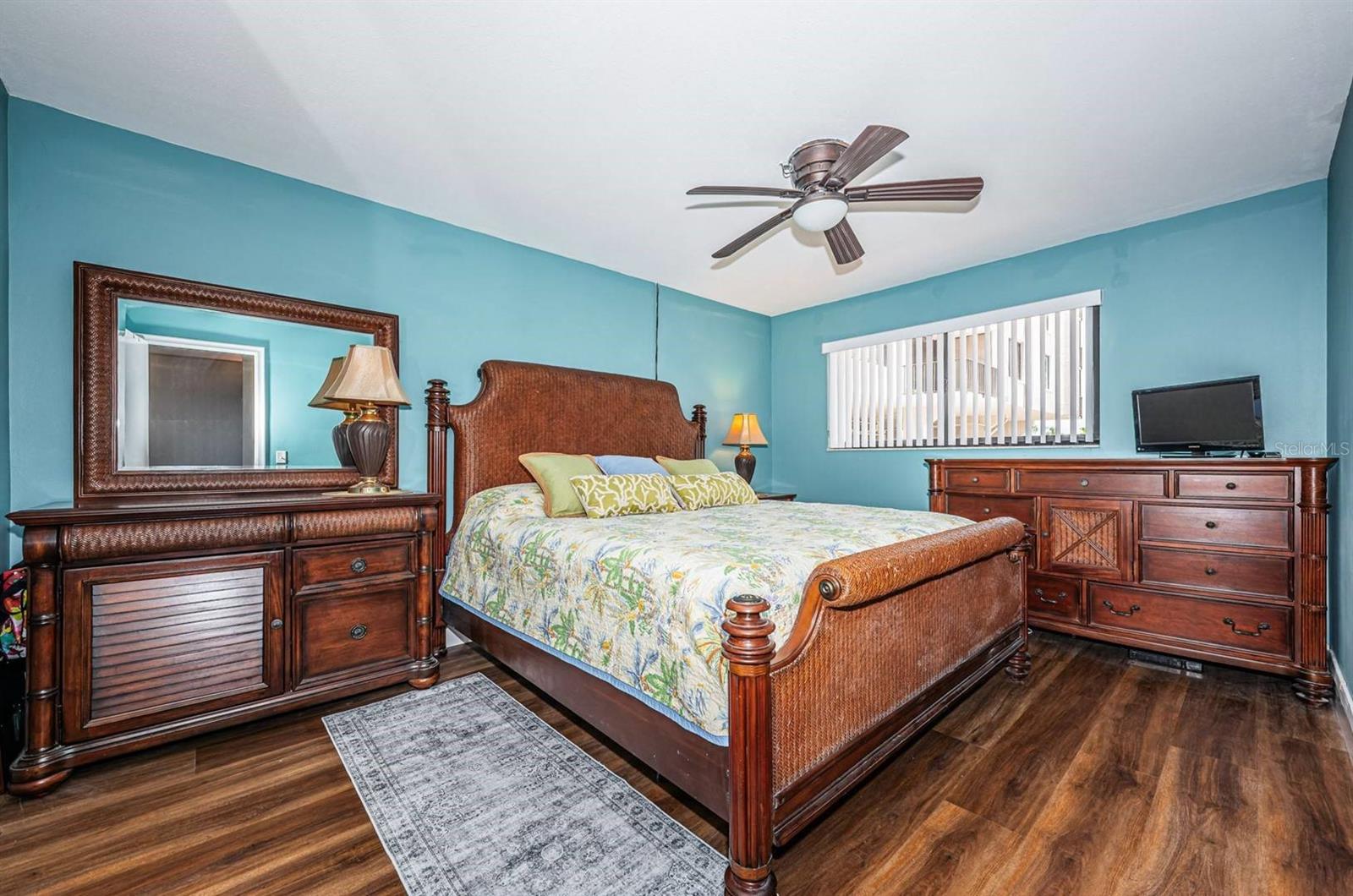 6295 Bahia Del Mar Cir #204 Property Photo 6
