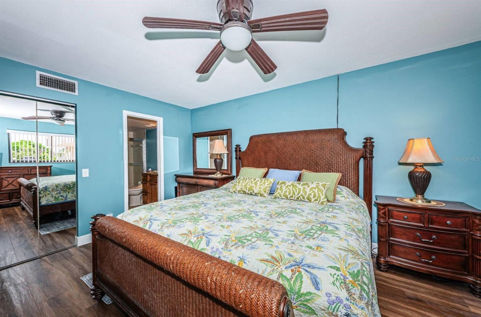 6295 Bahia Del Mar Cir #204 Property Photo 7