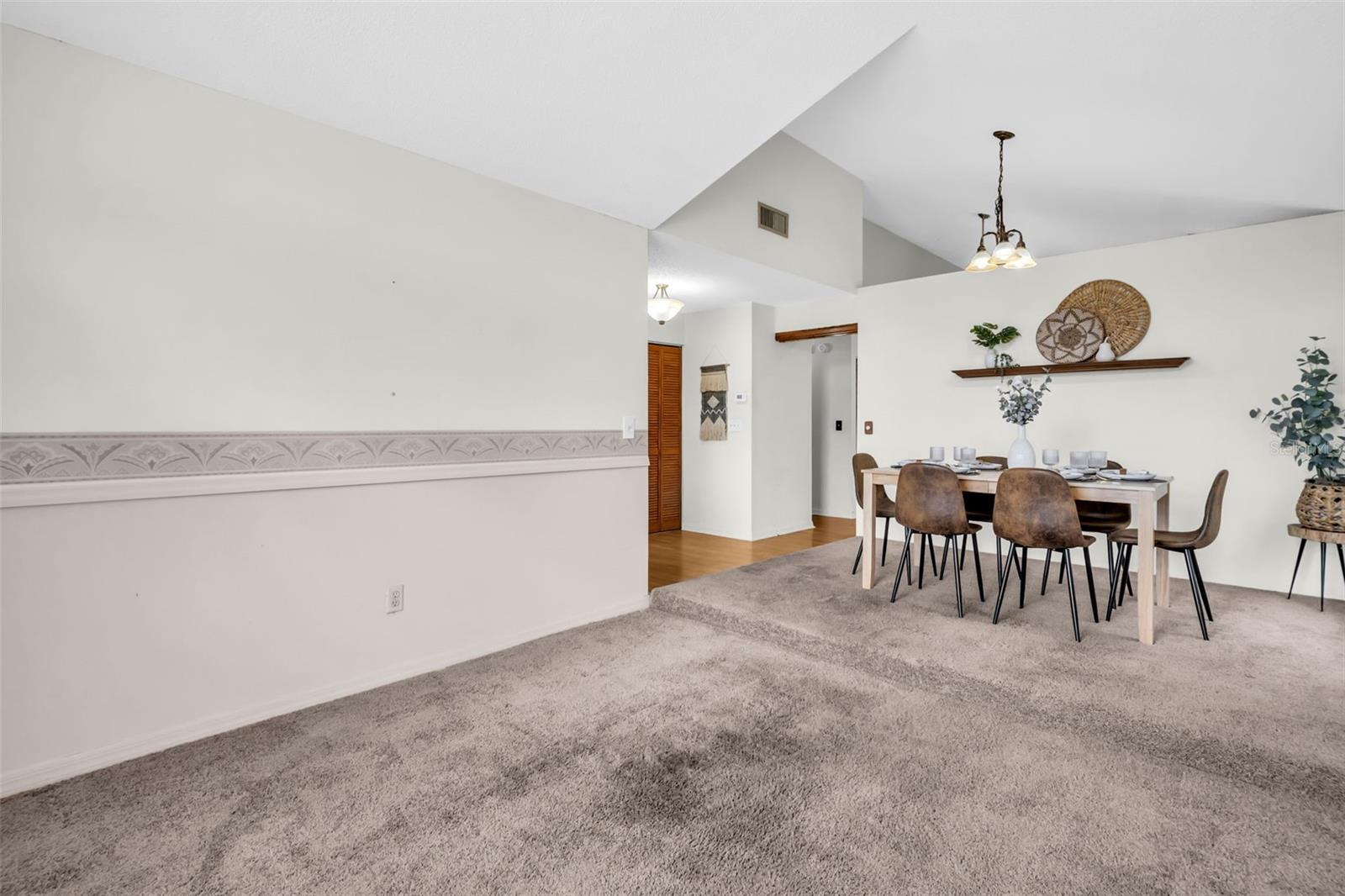 5341 Southwick Dr Property Photo 7