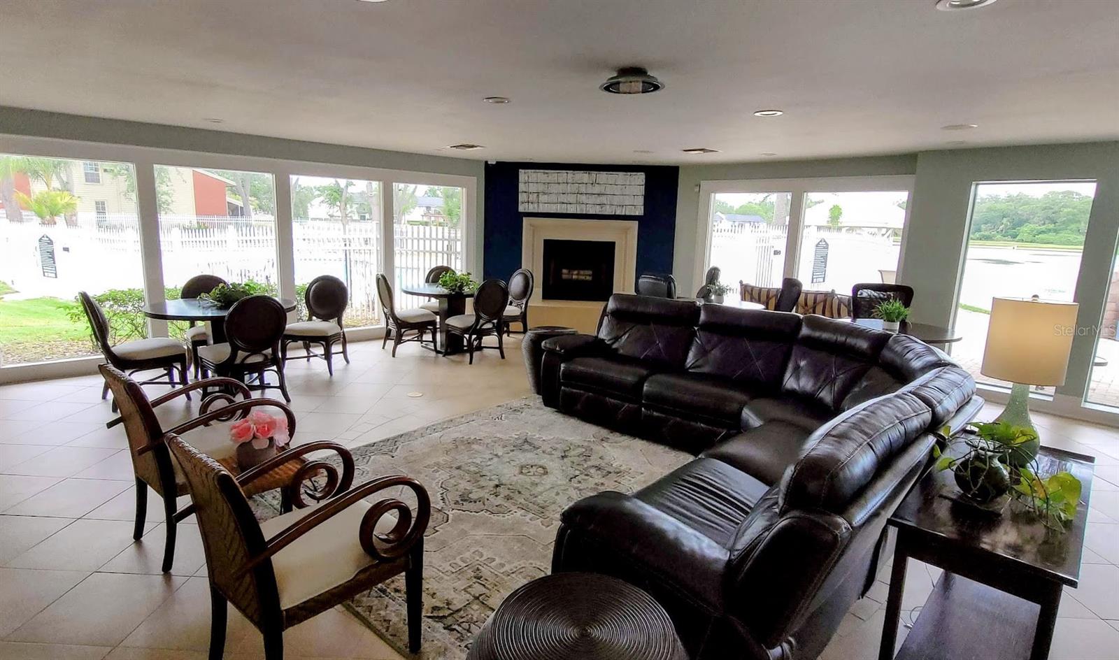 302 Lake Parsons Grn #102 Property Photo 18