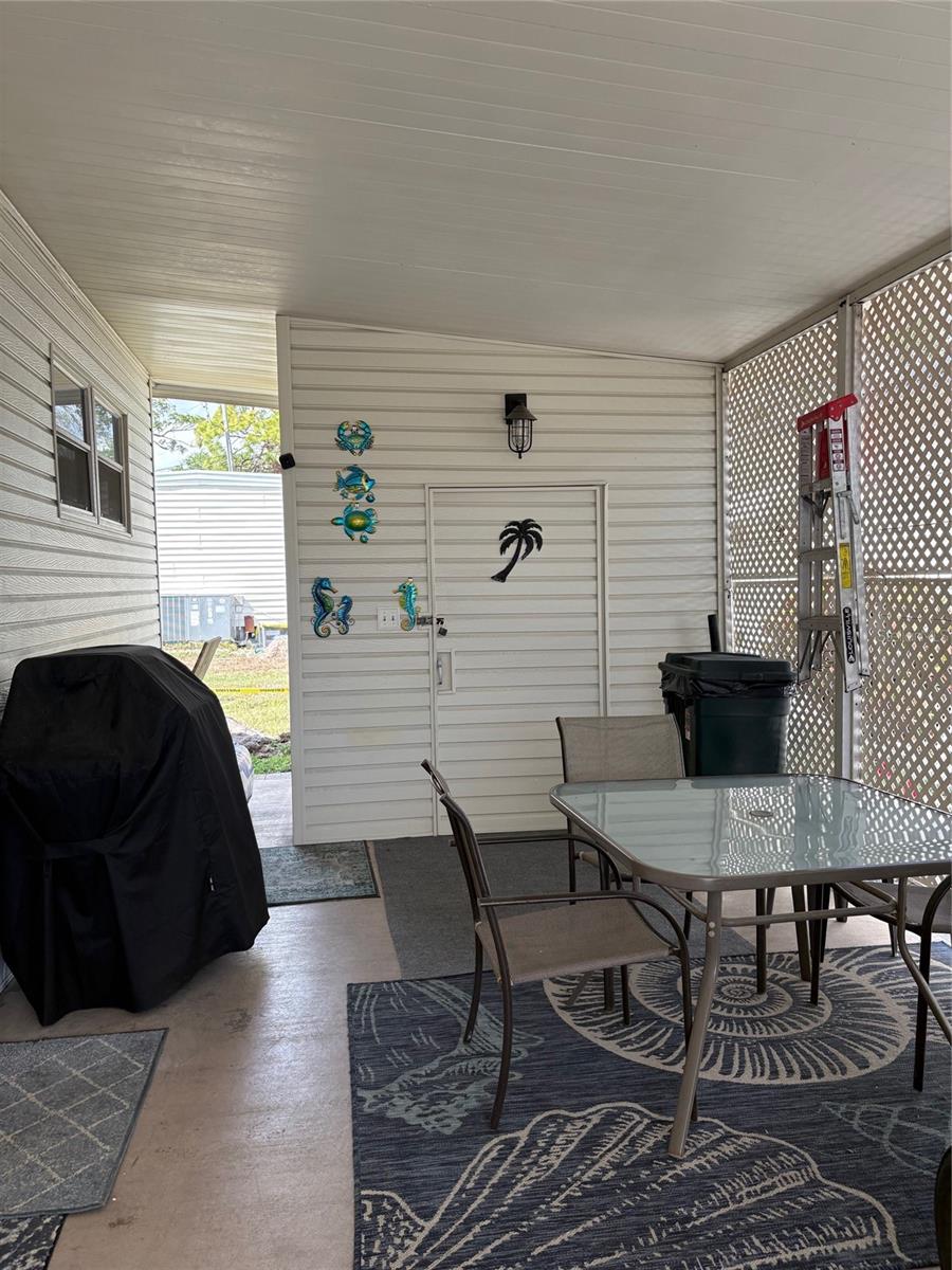 10297 N Lake Dr #79 Property Photo 5