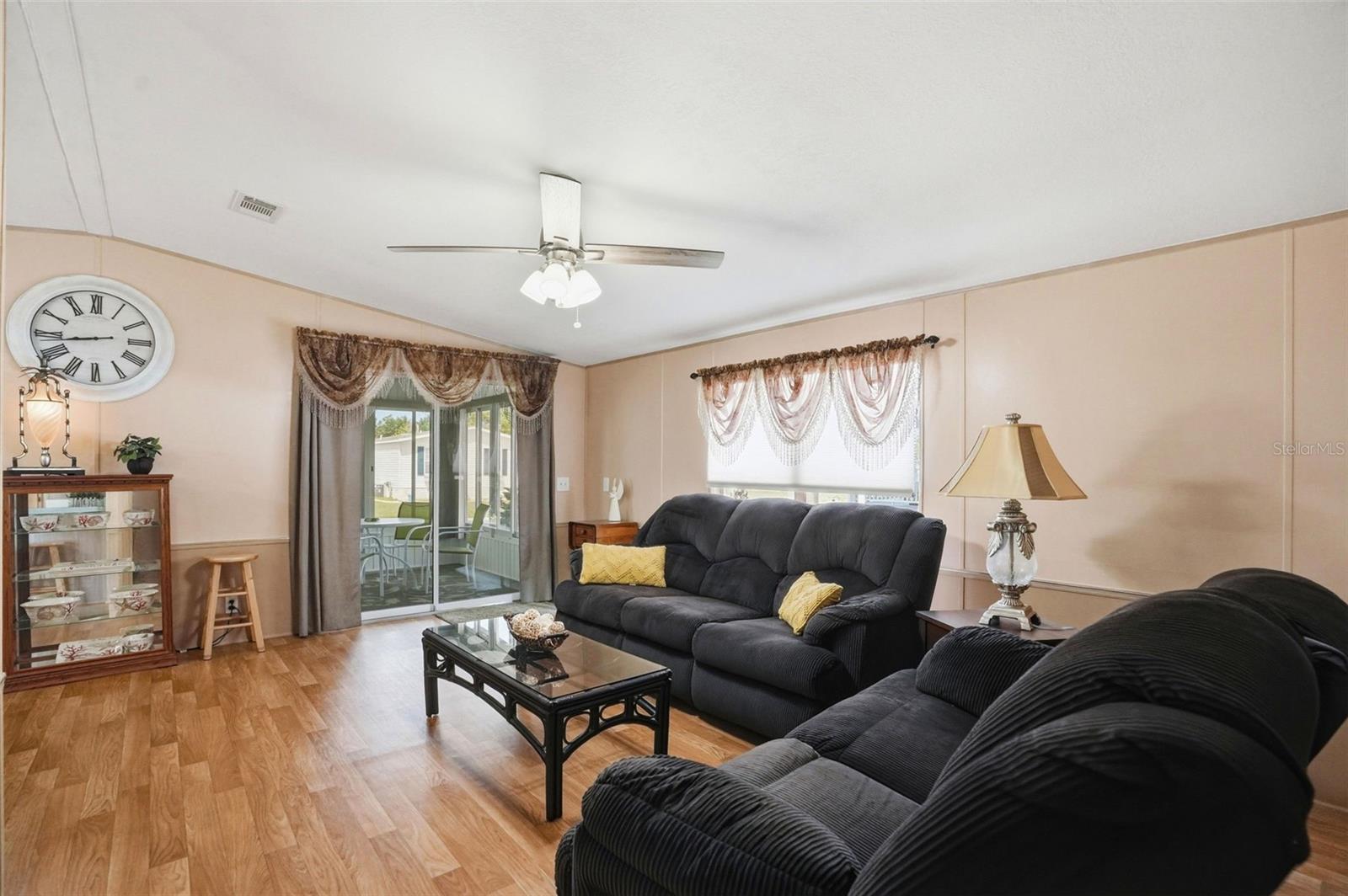 5161 Forest Glenn Dr Property Photo 12
