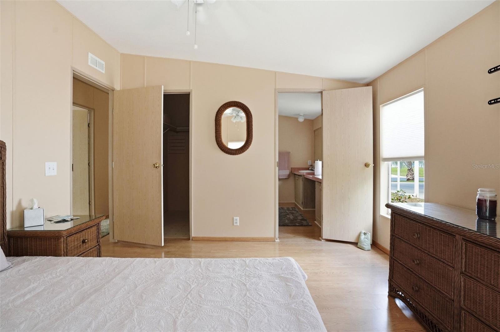 5161 Forest Glenn Dr Property Photo 20