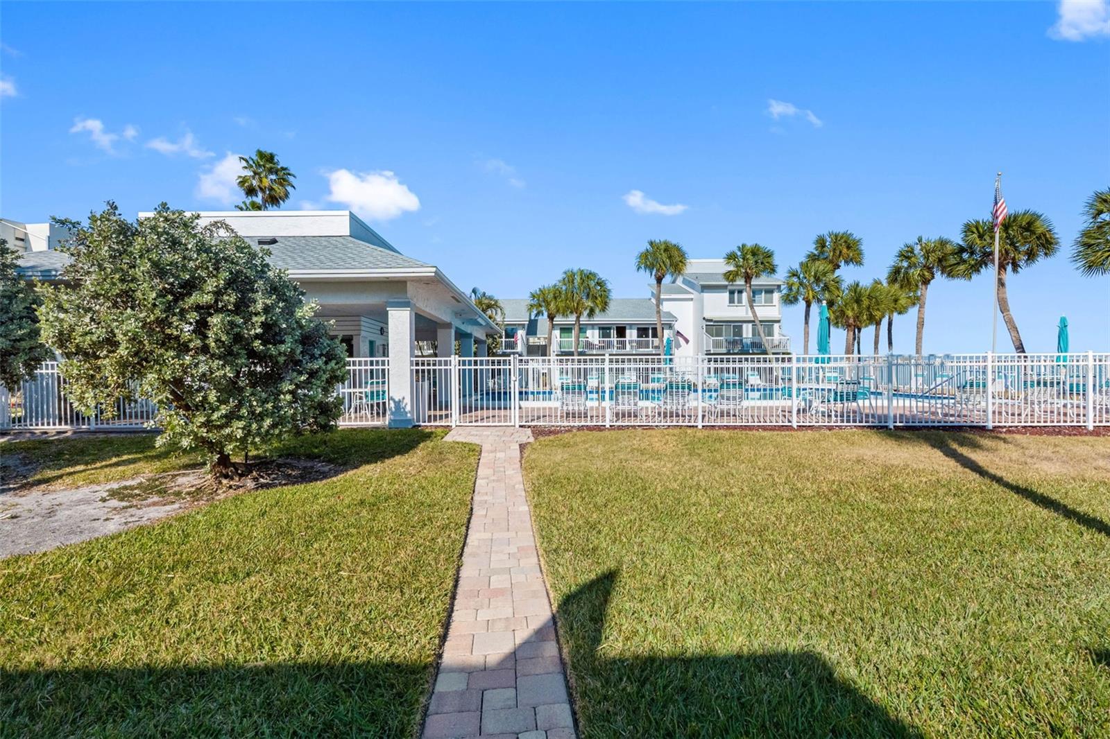 1451 Gulf Blvd #101 Property Photo 15